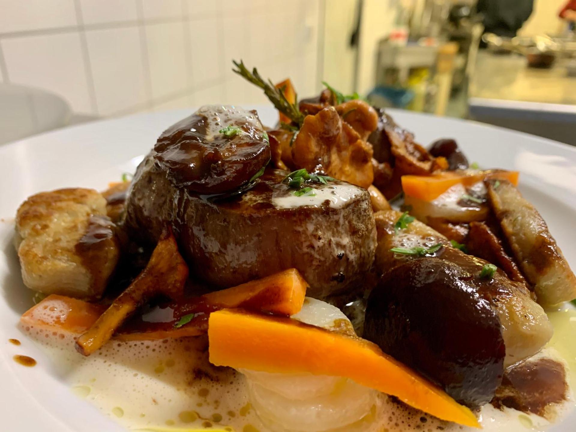 Restaurant/places to eat