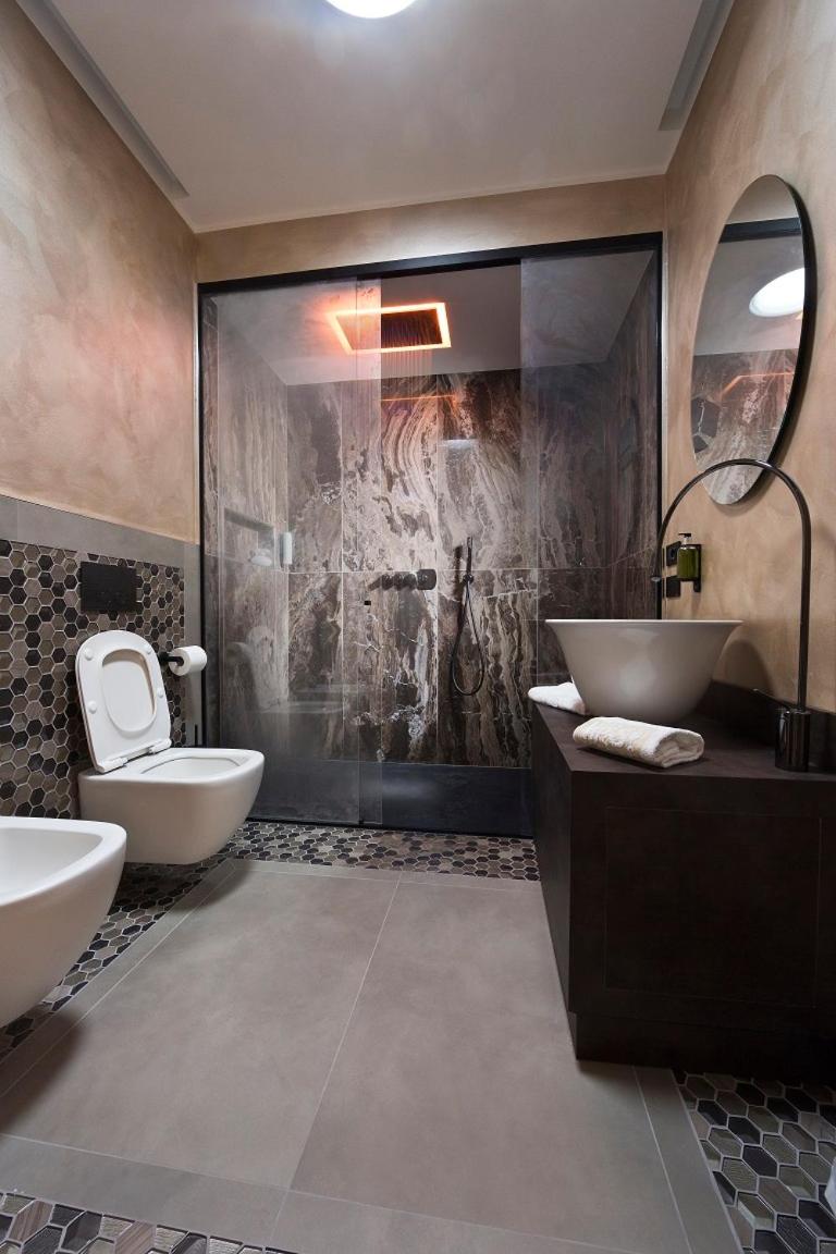 Vip's Motel Luxury Accommodation & Spa