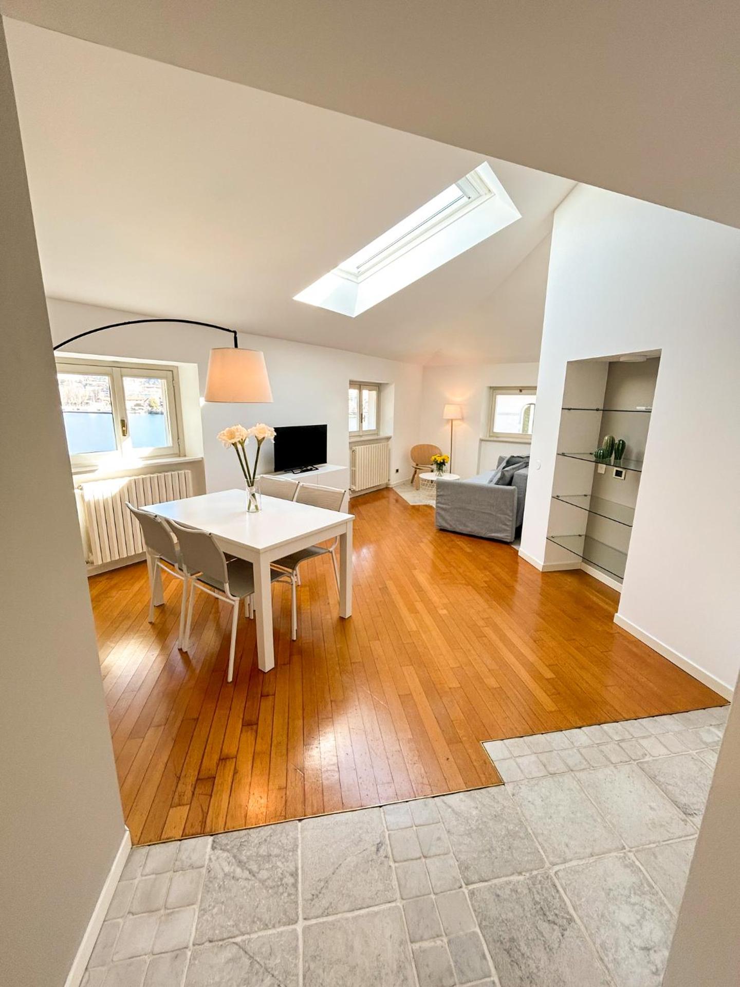 Casa di Giò - Comfy Lake Como Attic