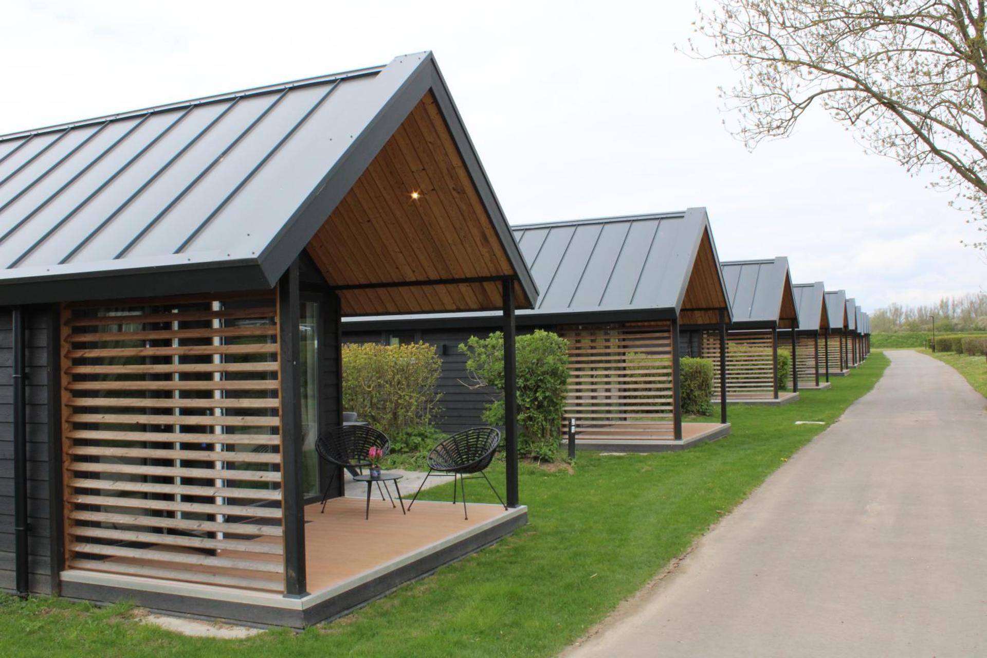 Bungalow with Garden View