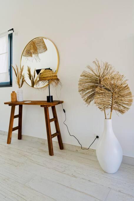 Maison bohème au bord de l'eau