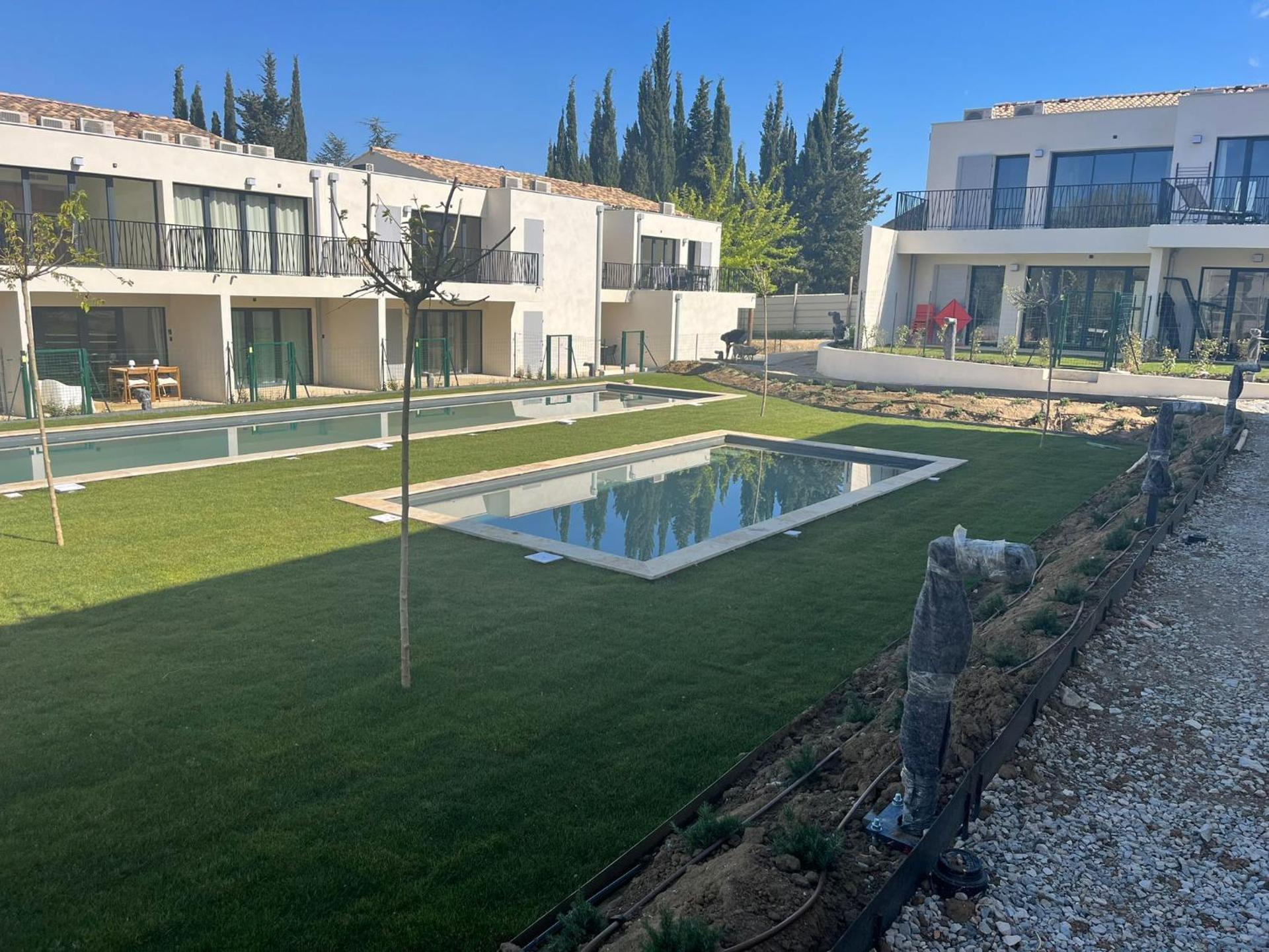 Les Papillons du Ventoux - L'Aurore de Provence - twee slaapkamerappartement met terras en tuin