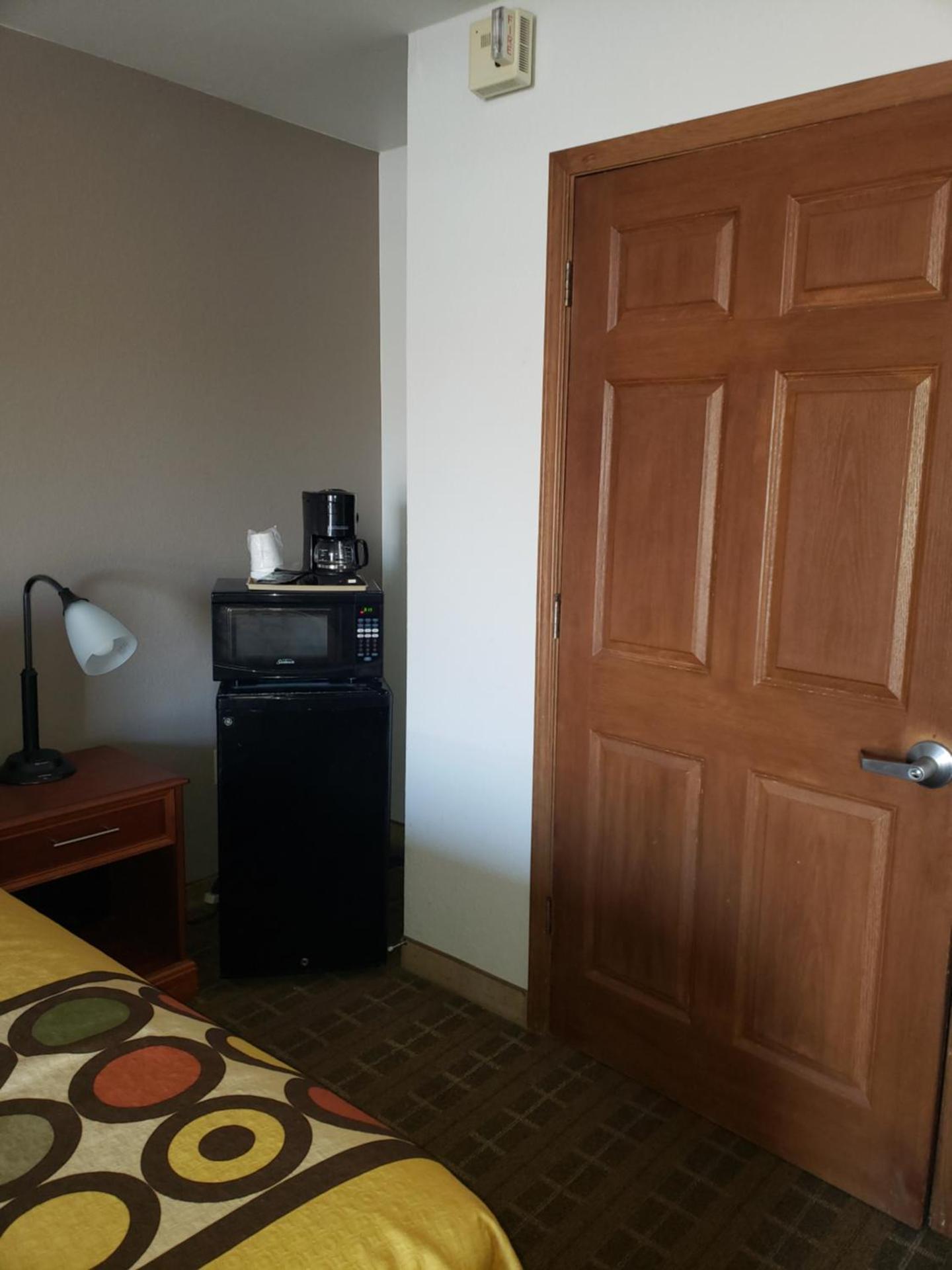 King Room - Mobility Access/Smoking