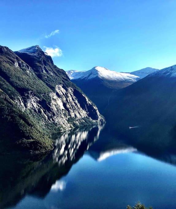 Lovise Mountain Apartment