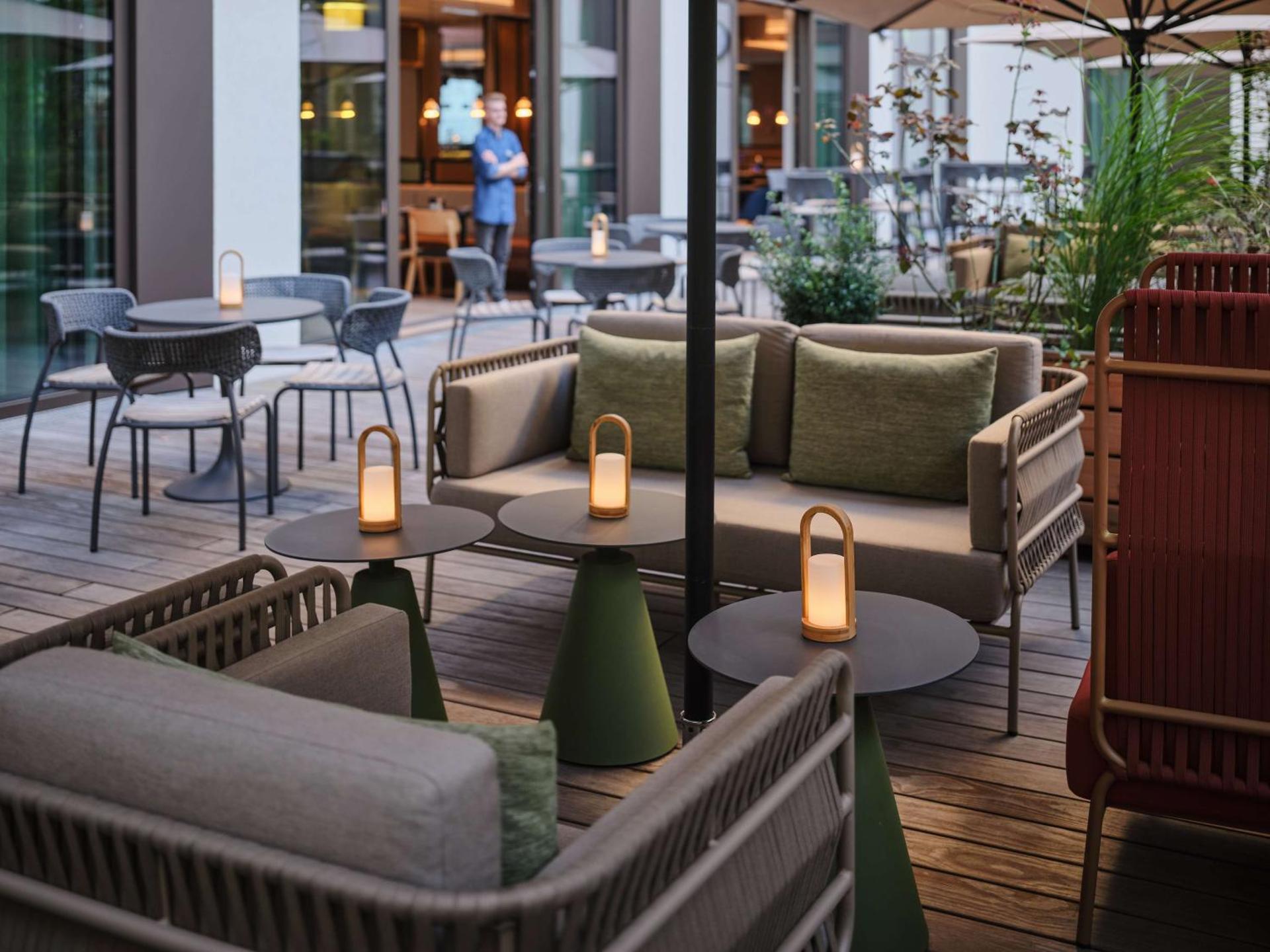 Restaurant/places to eat