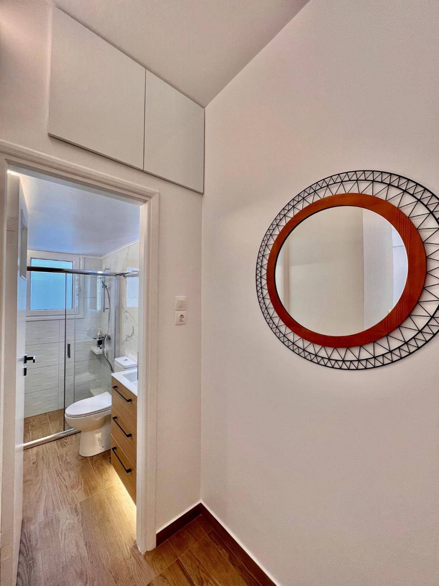 Sleek Studio in Voula Center