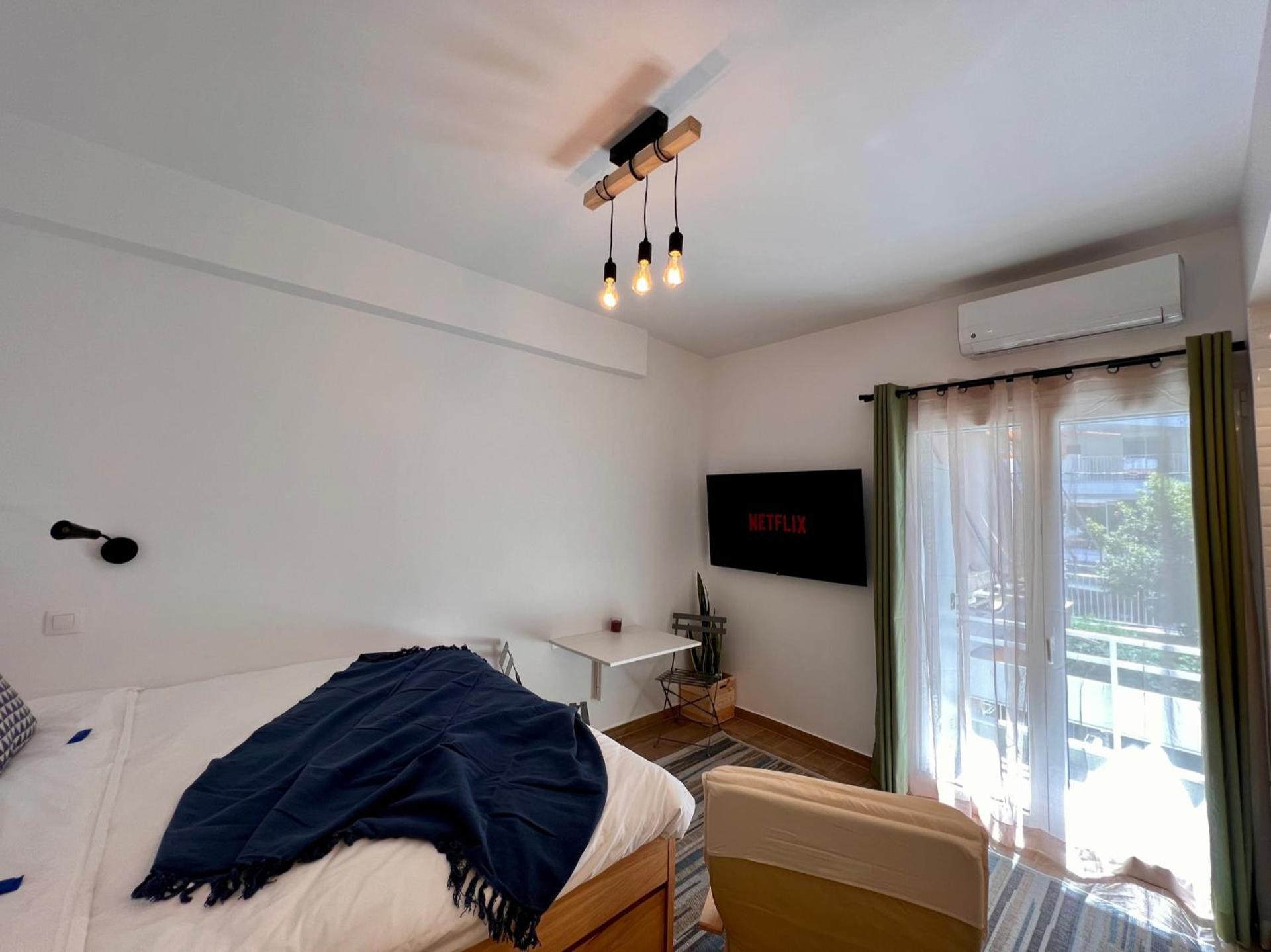 Sleek Studio in Voula Center