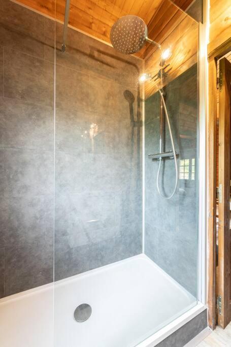 Agréable chalet cocooning en lisière de forêt