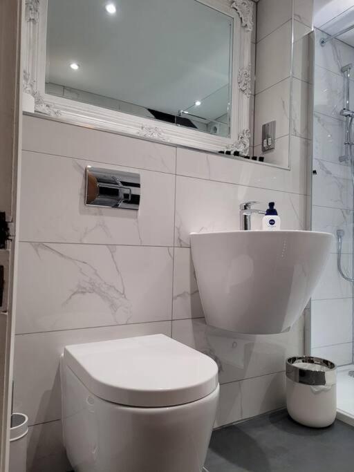 Luxury Penthouse on Waterside Knaresborough