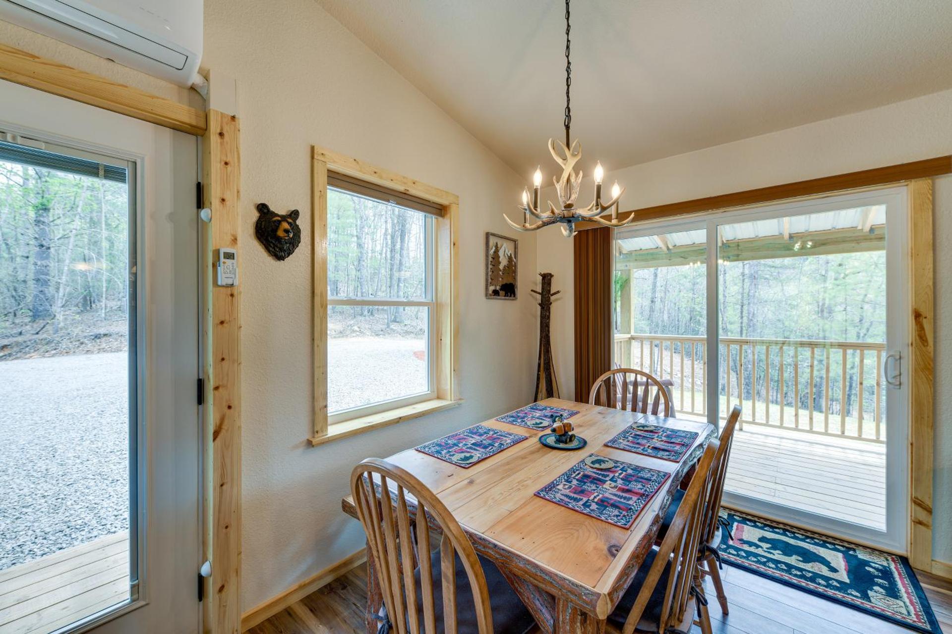 Scenic Murphy Cabin with Hot Tub, Fire Pit and Views