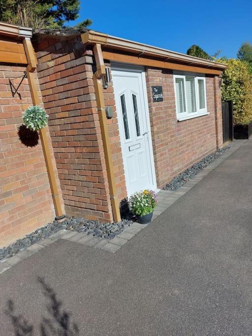 The Squirrels- Alresford, Essex