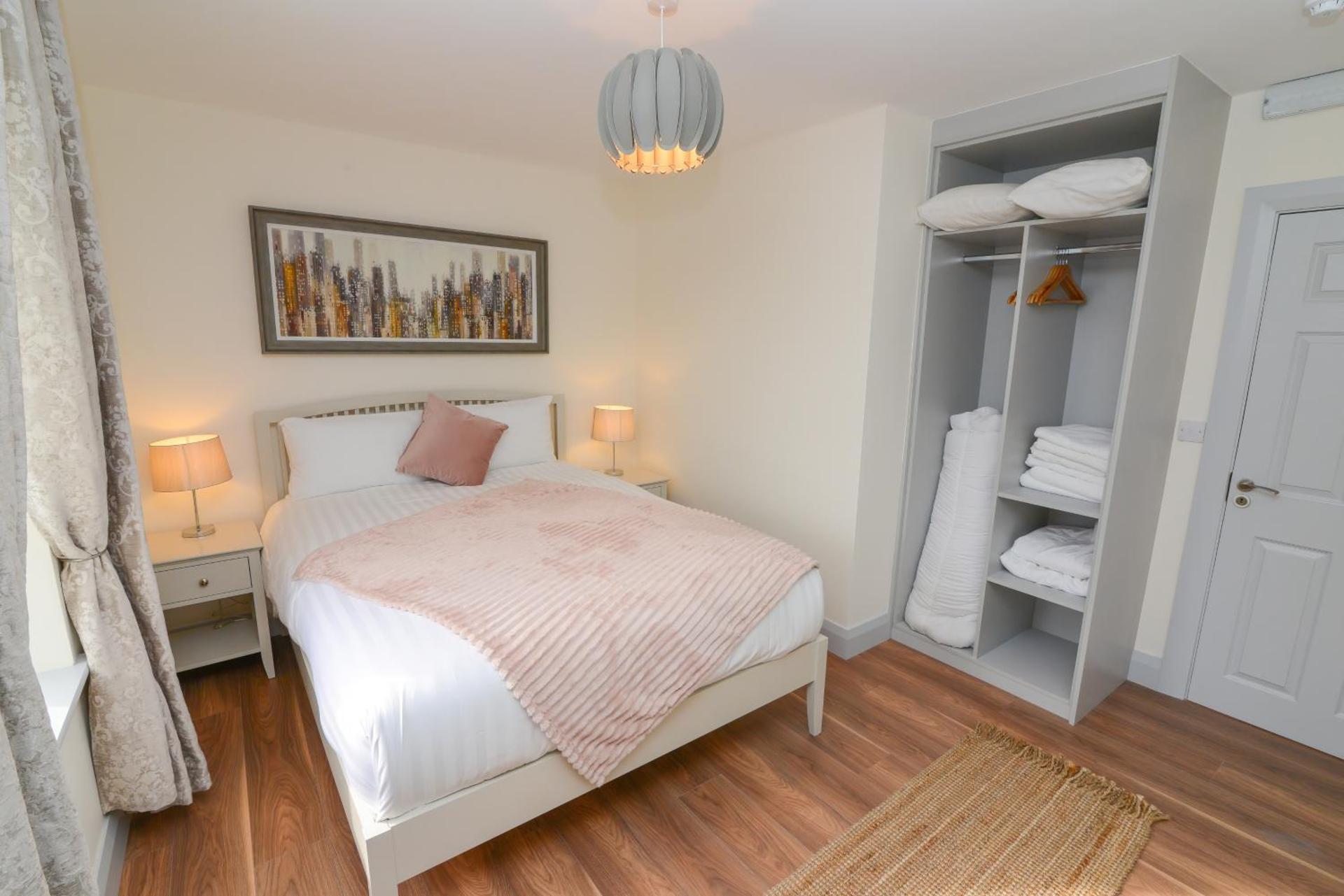 Downtown Suite– Breakfast Included