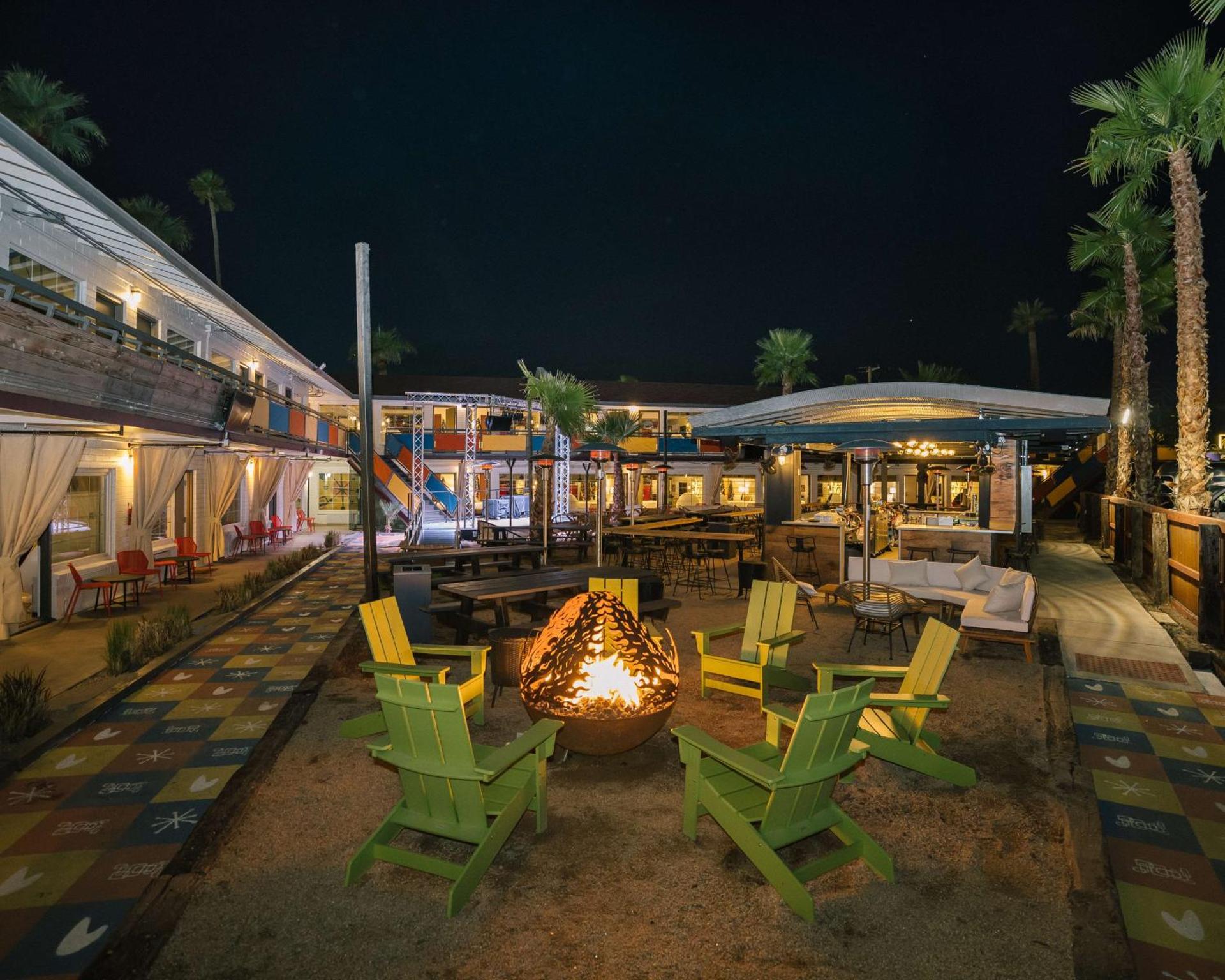 Restaurant/places to eat