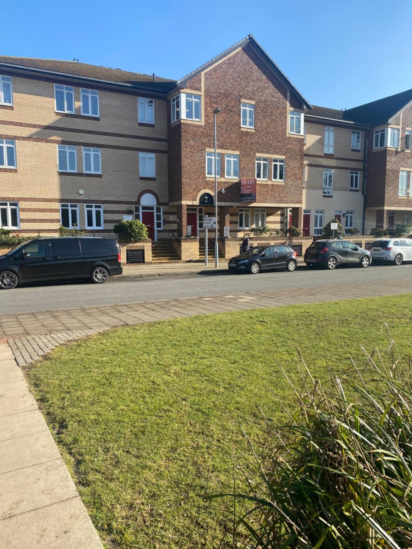 Hemel Apartments- Elite Escape