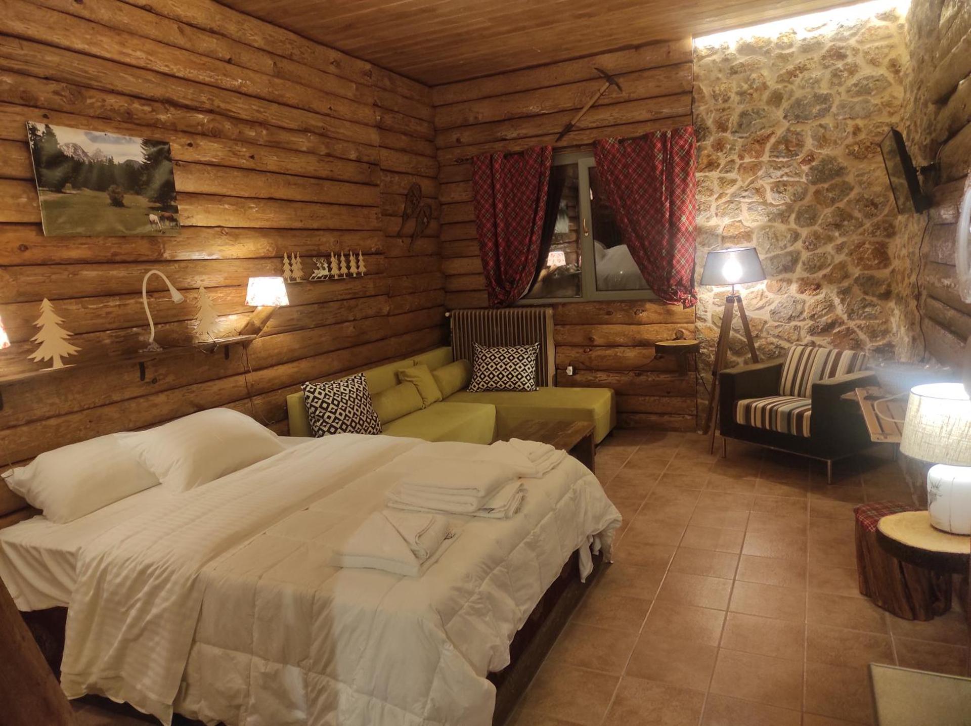 Ο Σκίουρος Παραδοσιακοί Ξενώνες