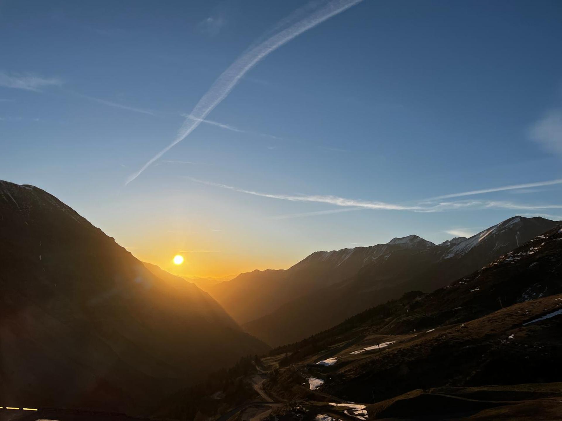 Ski Piau Engaly, plein sud avec vue sur les pistes à 50 m, cœur de station