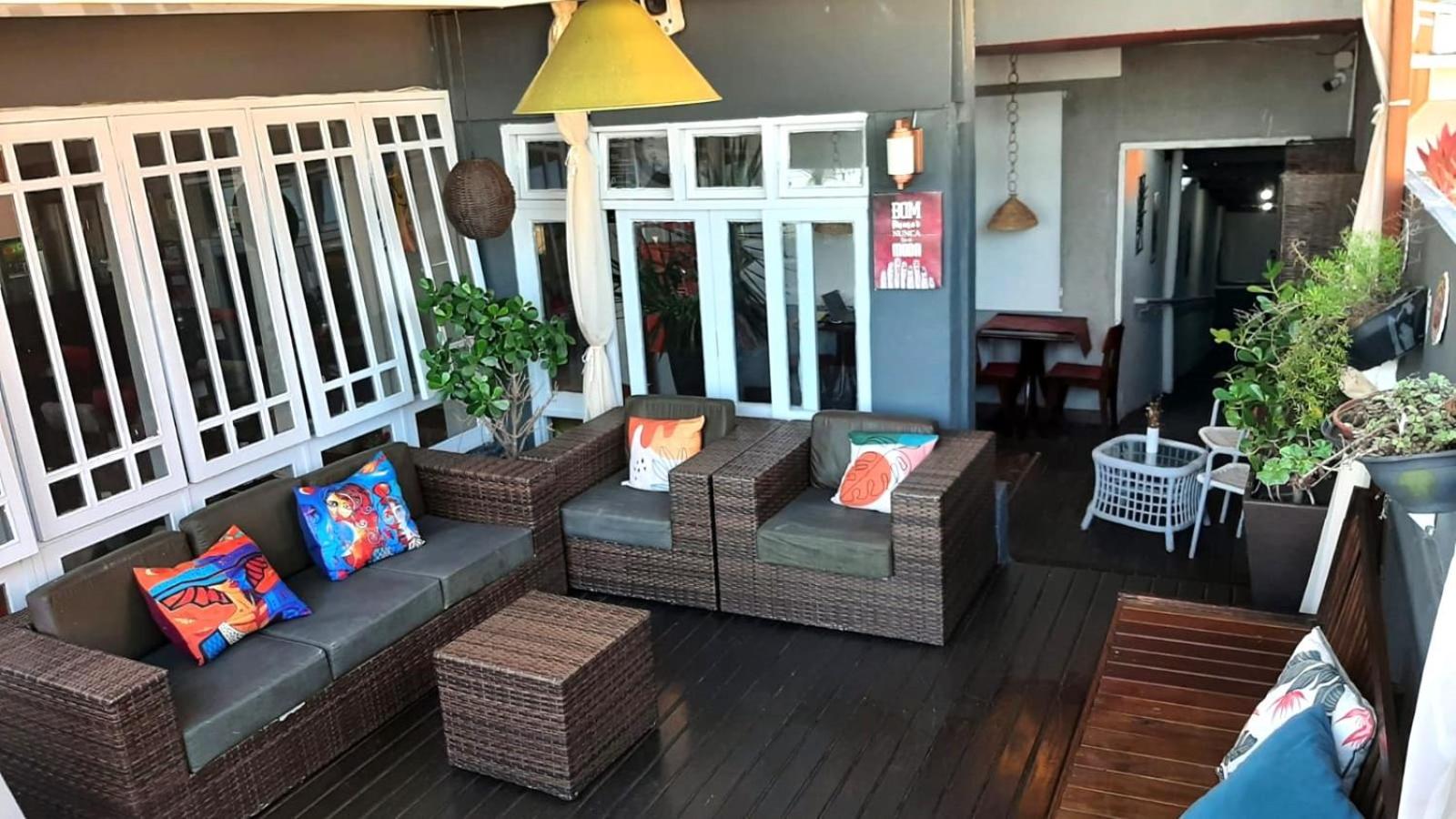 Communal lounge/ TV room