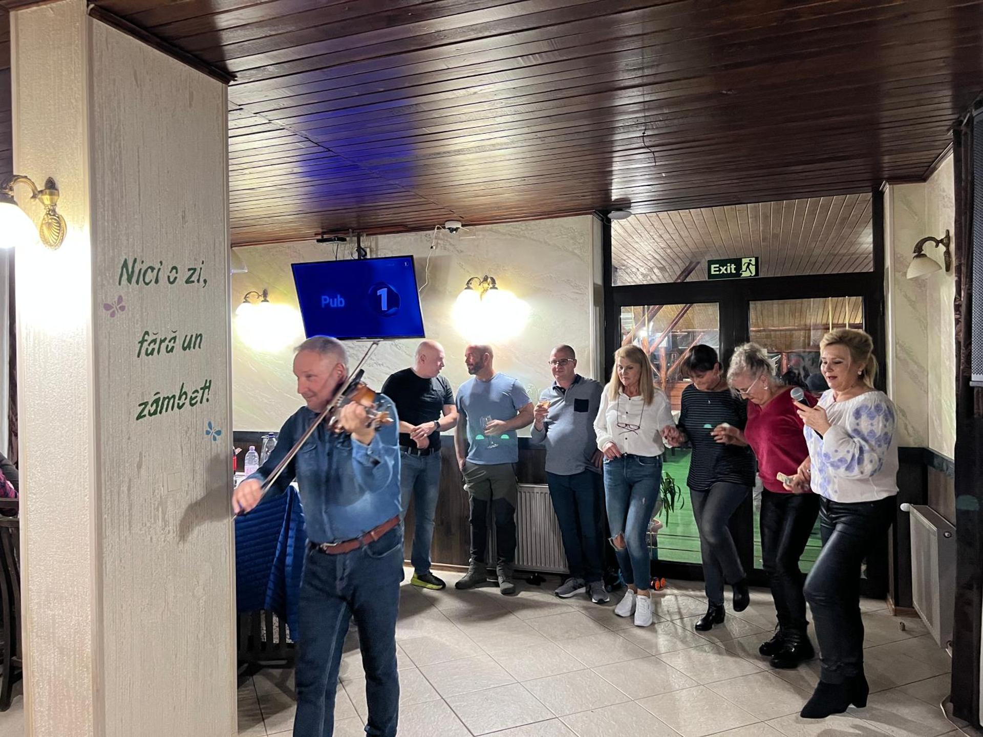 Restaurant/places to eat