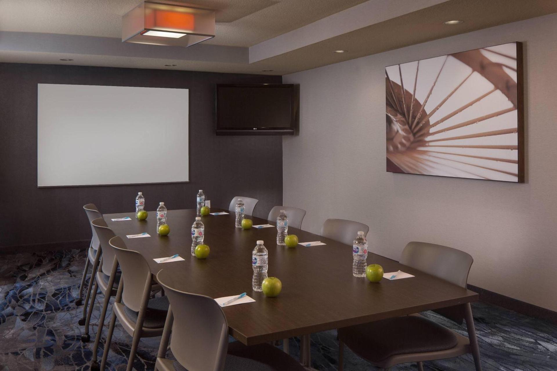 Meeting/conference room