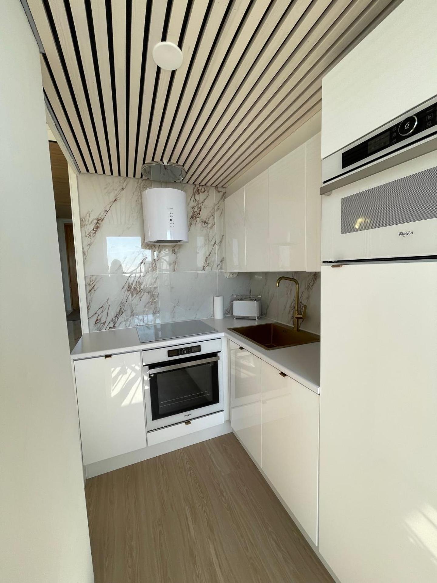 Näköalahuoneisto AARNI & NAAVA