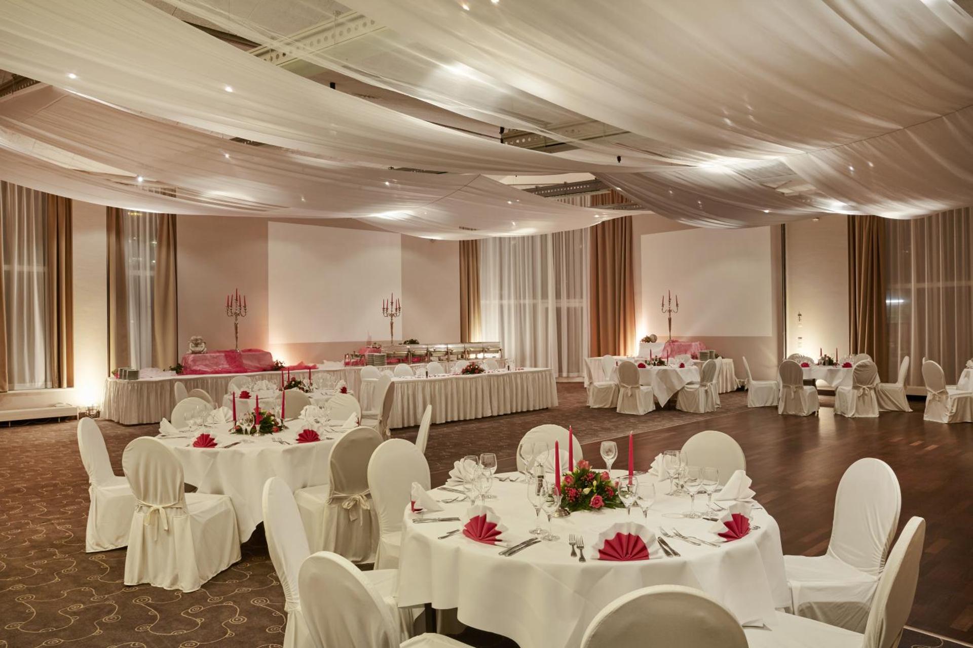Banquet/Function facilities