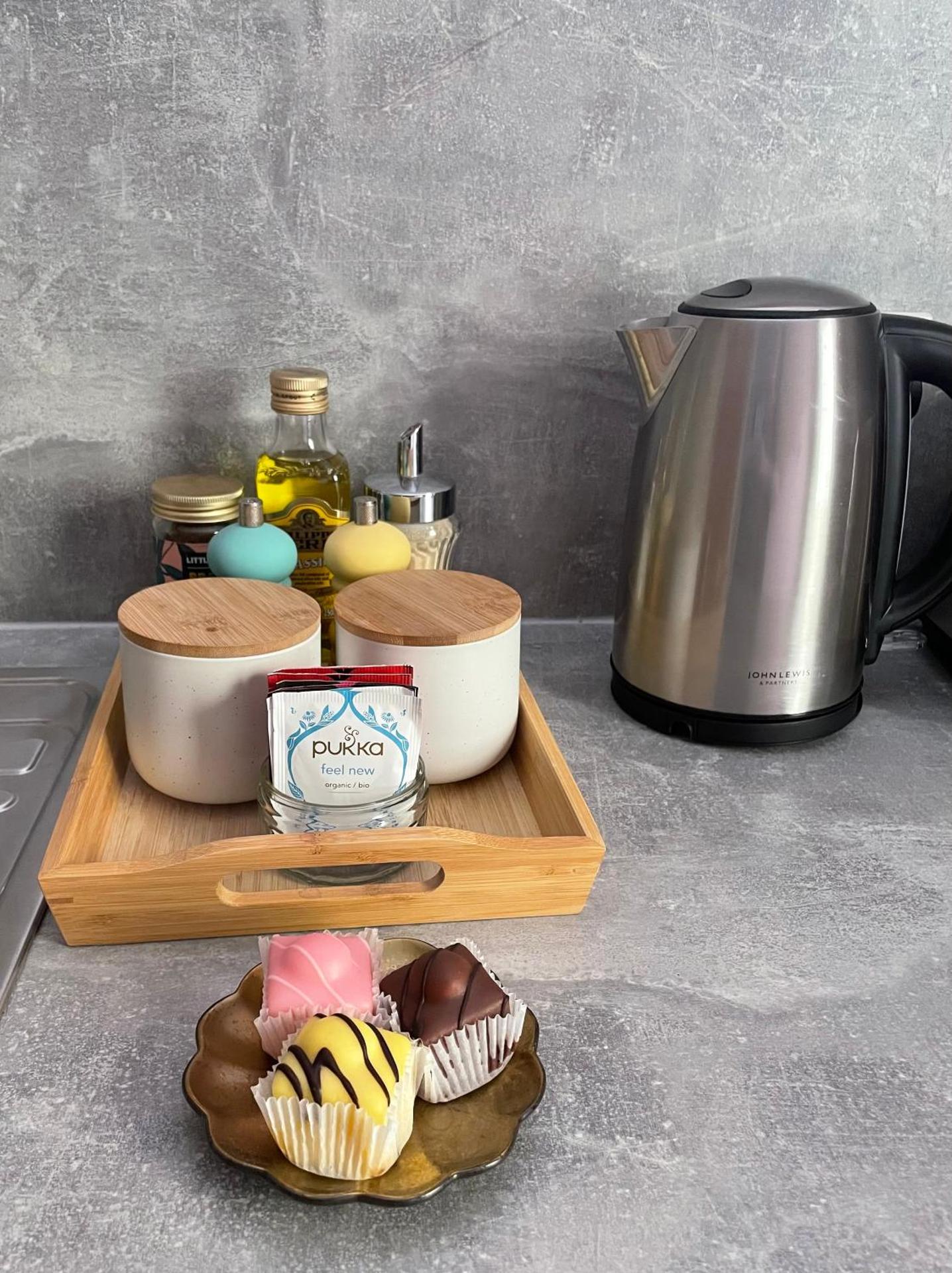 Coffee/tea facilities