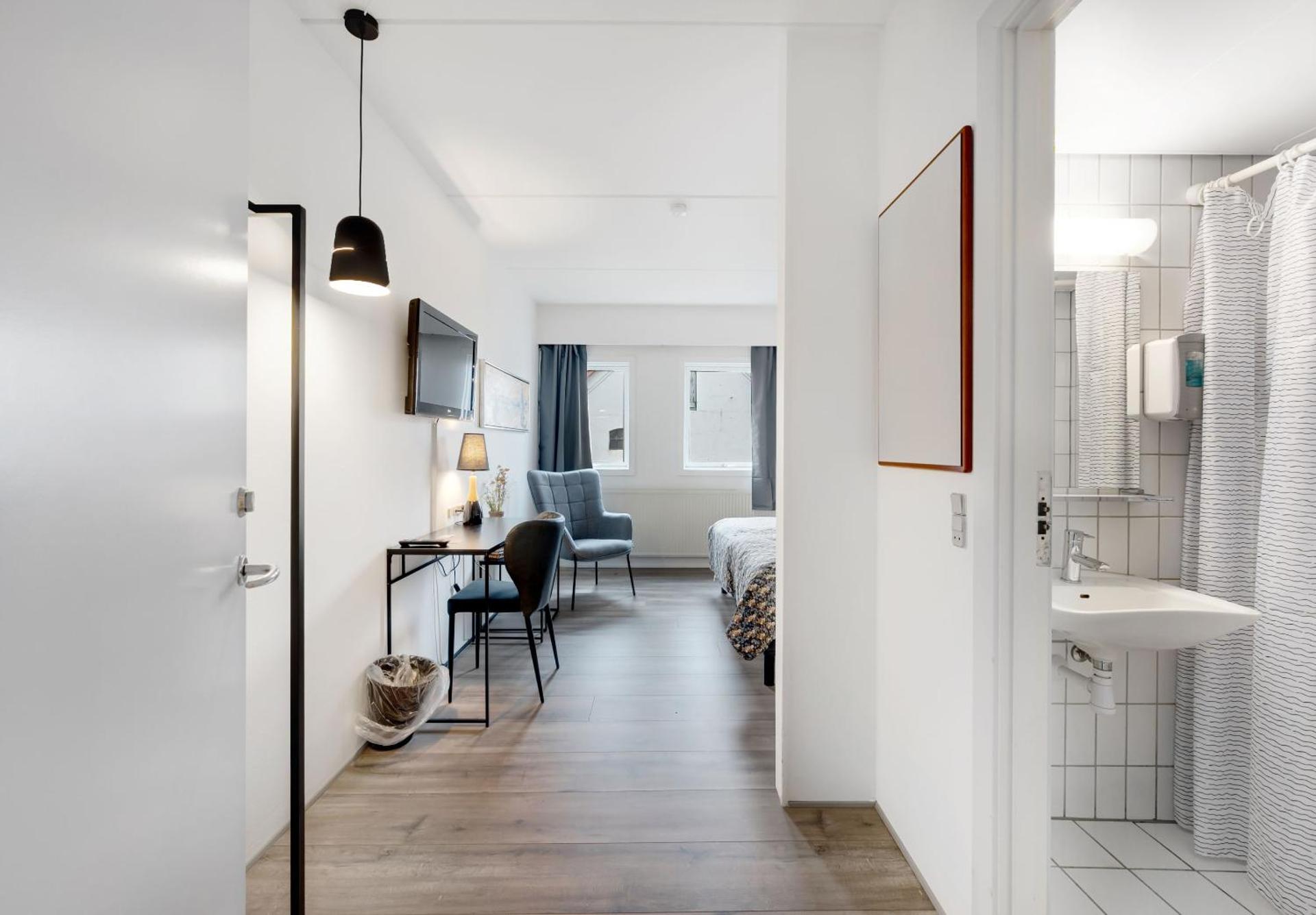 Photo of the whole room