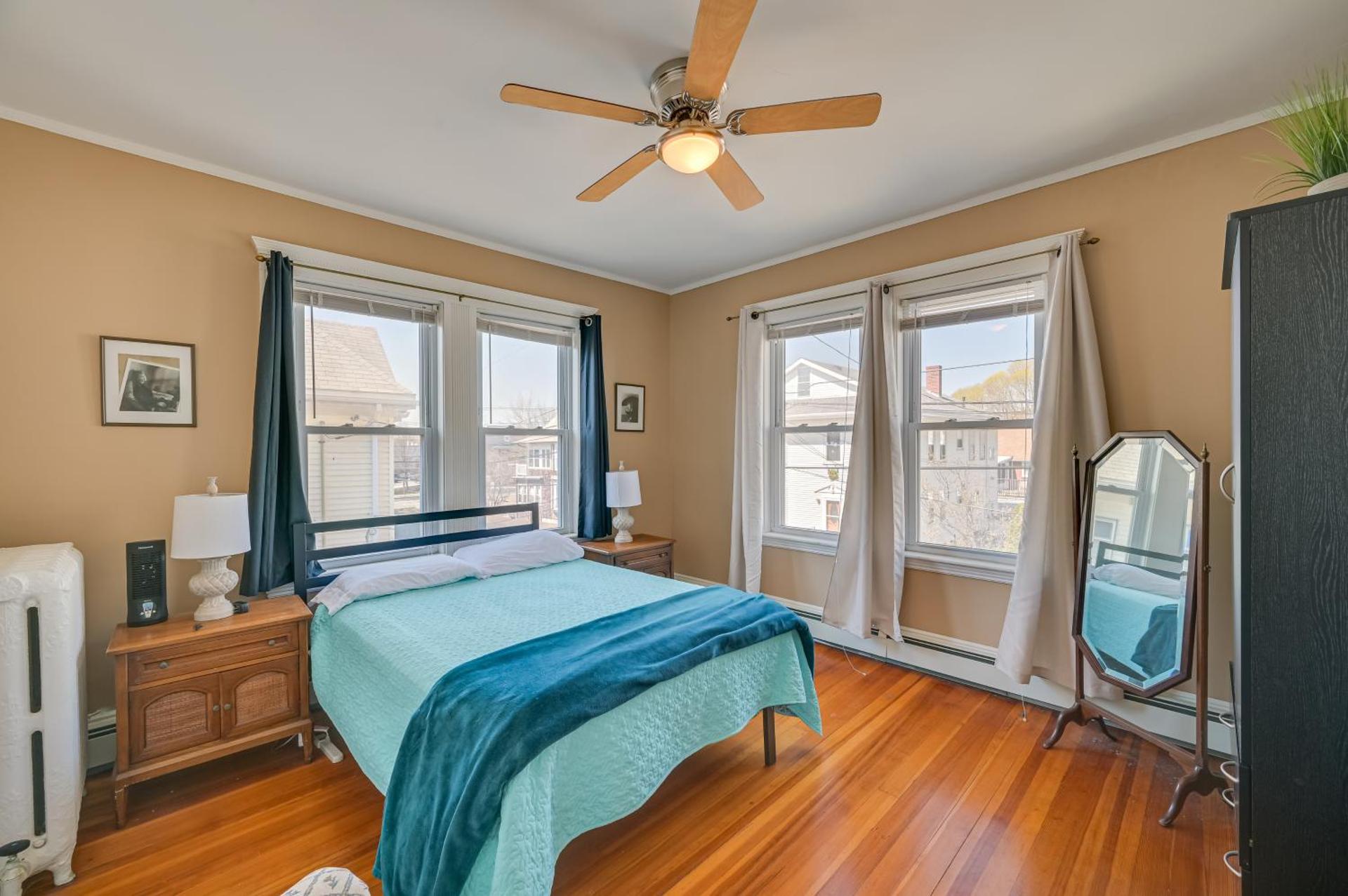 Revere Vacation Rental Near MBTA about 7 Mi to Boston!