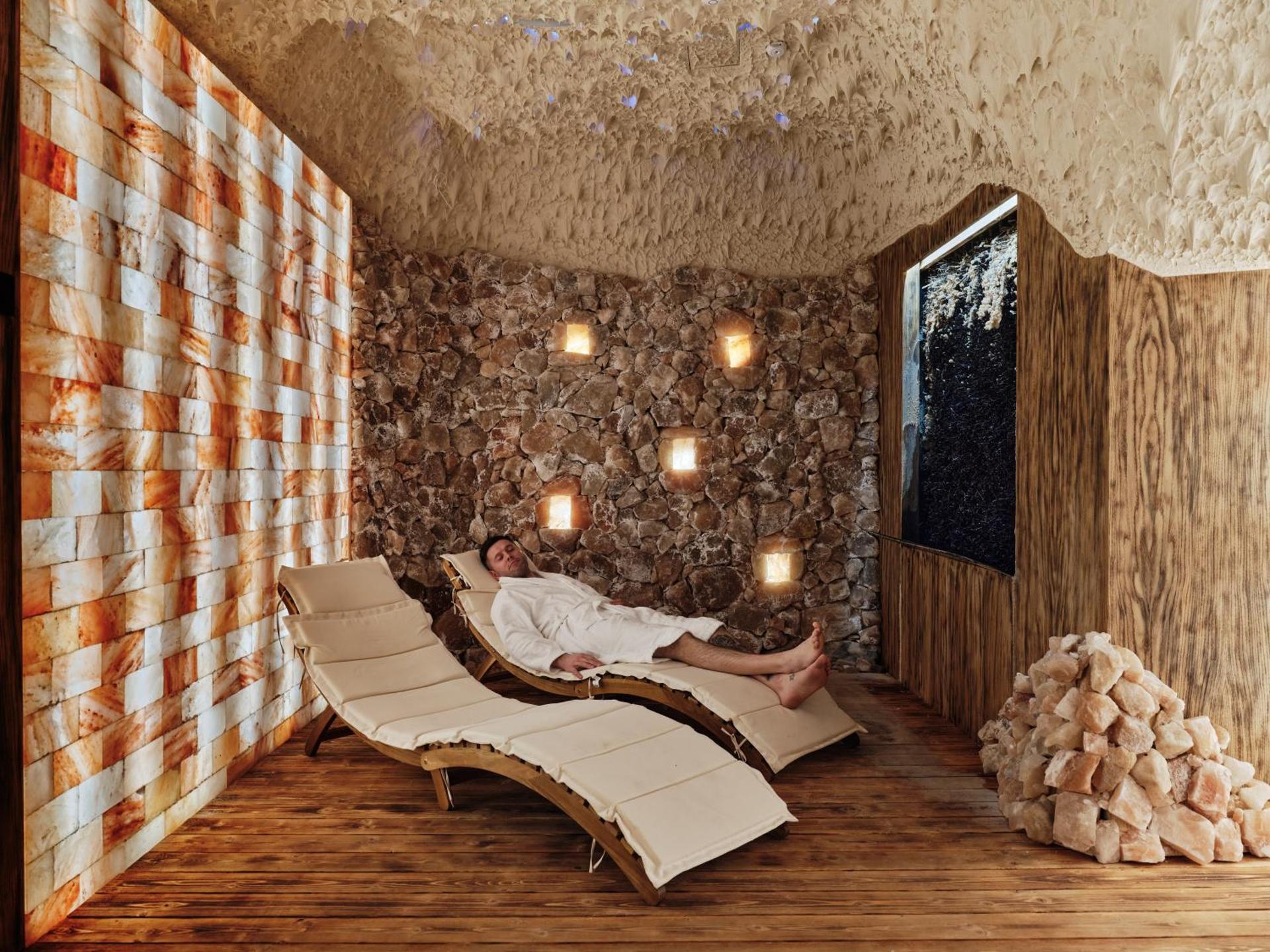 Spa and wellness centre/facilities