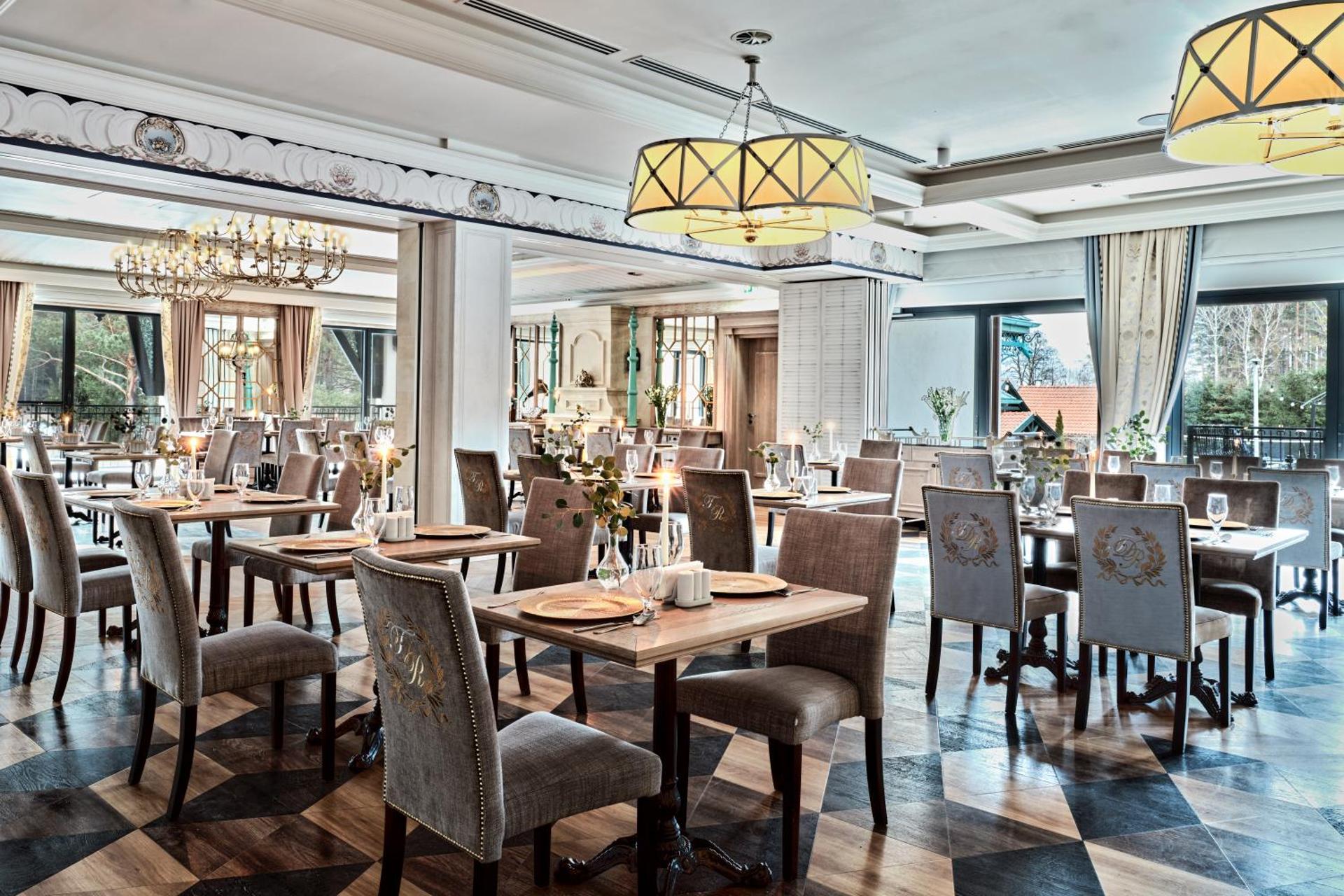 Domki Mazurskie w Ogrodach Złotej Łani Wiartel - Klimatyczne Apartamenty i Pokoje Widokowe