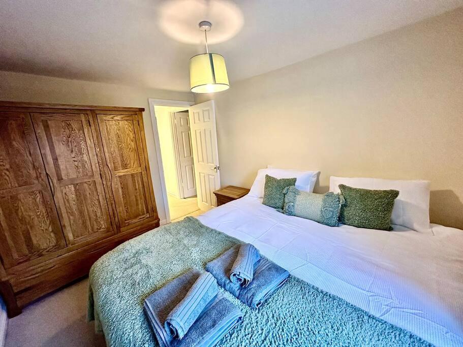 Cottage,Cinema Room,Log Burner