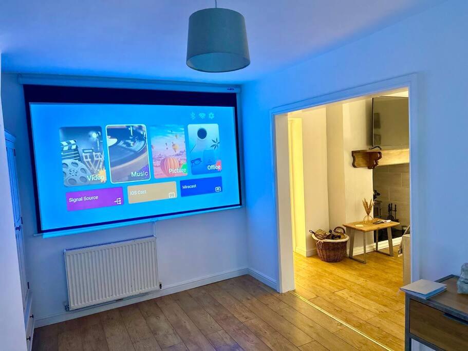 Cottage,Cinema Room,Log Burner