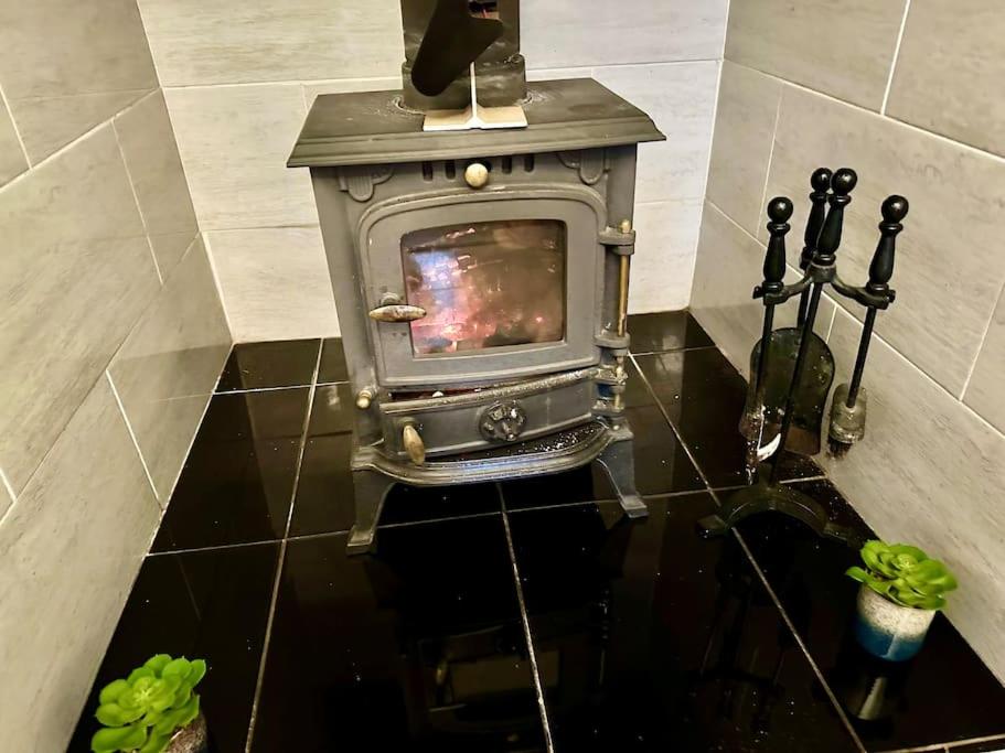 Cottage,Cinema Room,Log Burner