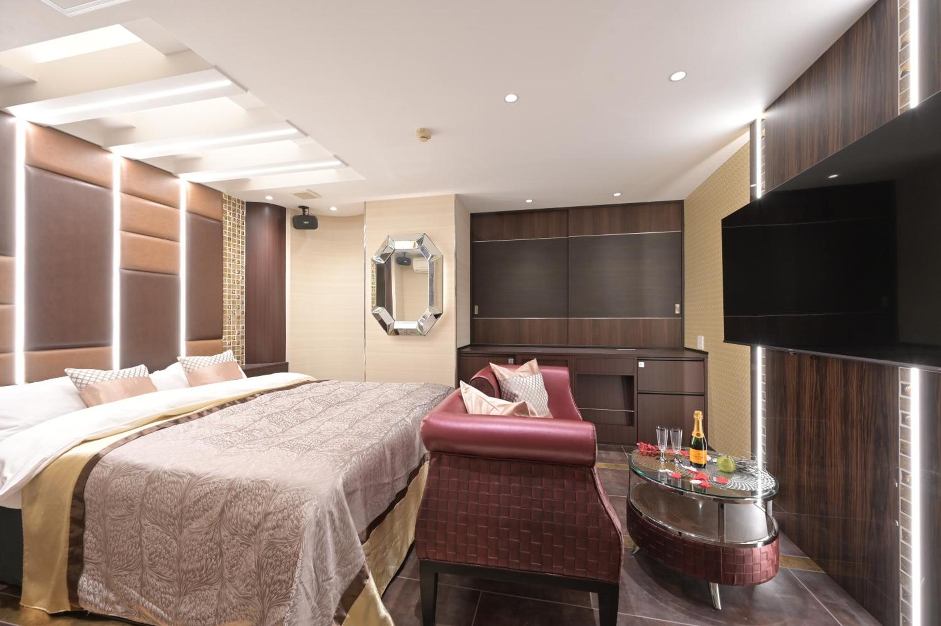 Hotel Pasadena 食べ放題飲み放題 - Couple Hotel