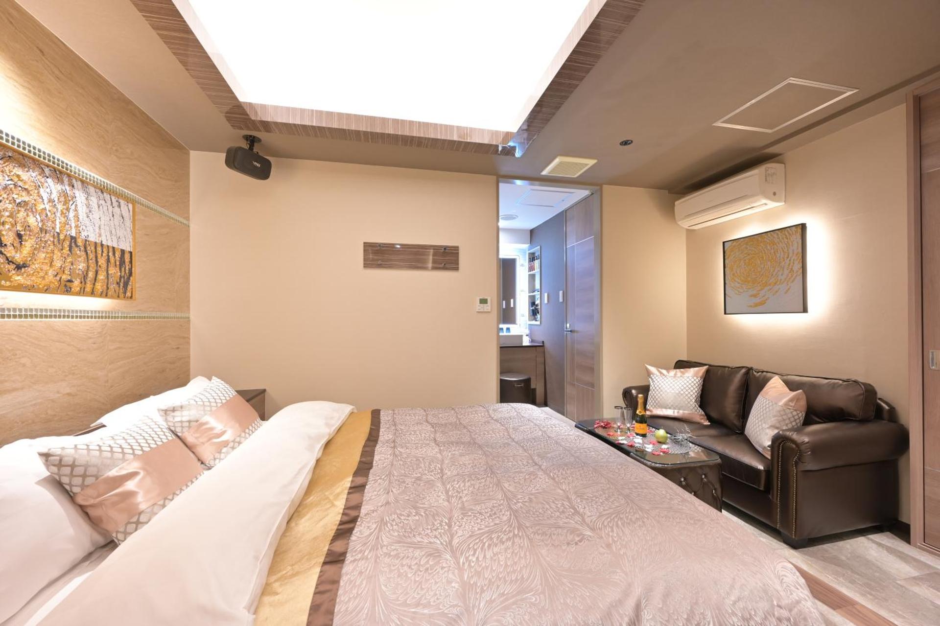 Hotel Pasadena 食べ放題飲み放題 - Couple Hotel