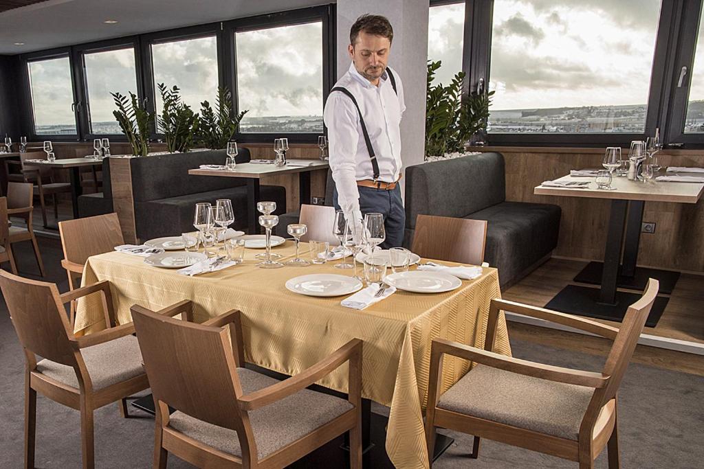 Banquet/Function facilities