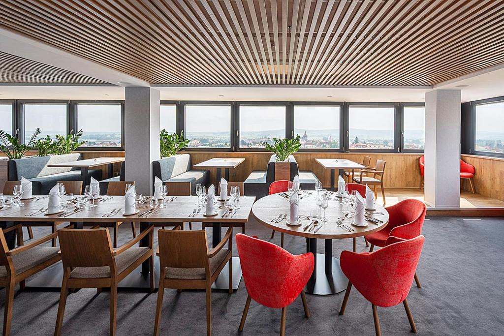 Banquet/Function facilities