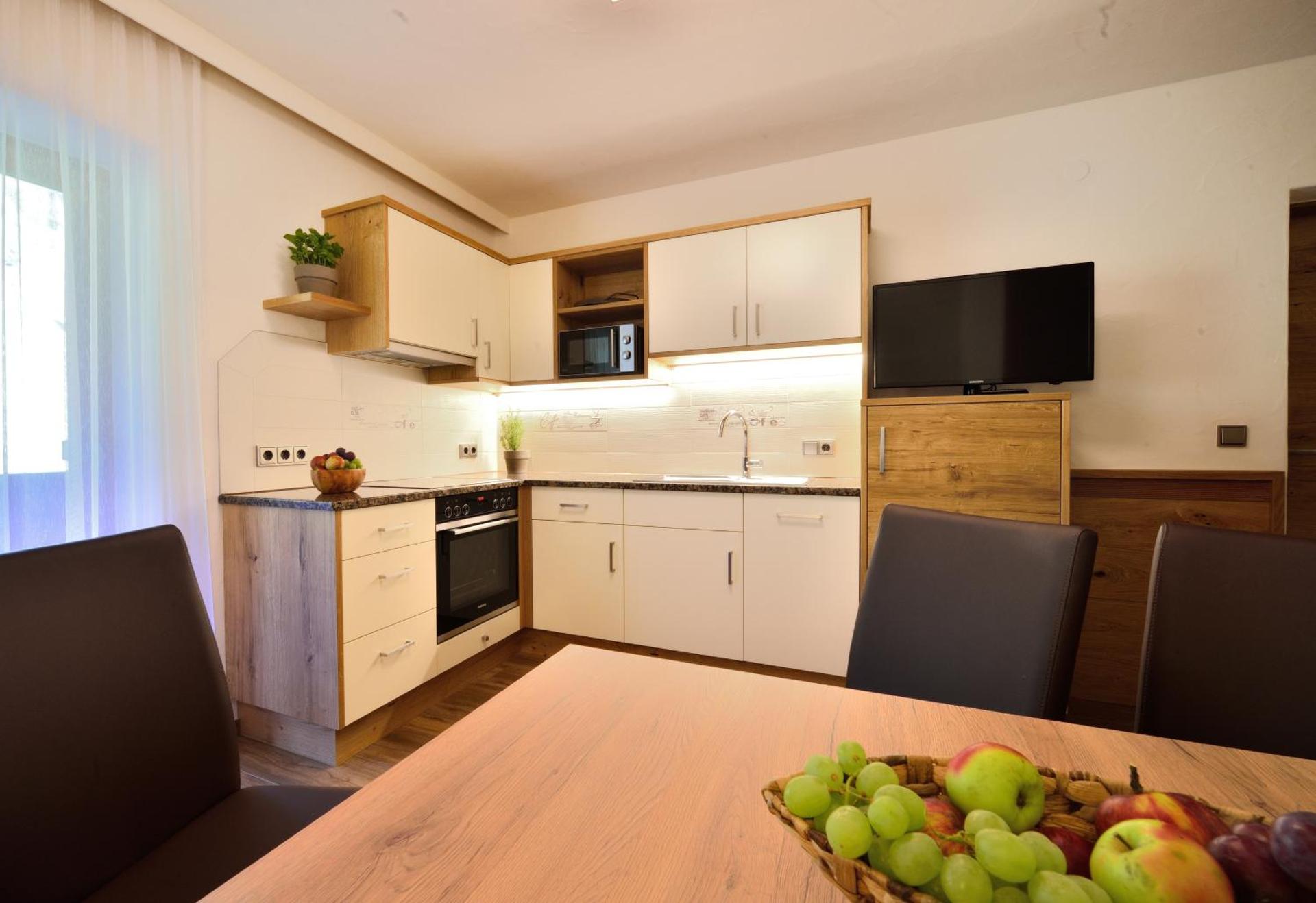 Two-Bedroom Apartment (4 Adults)