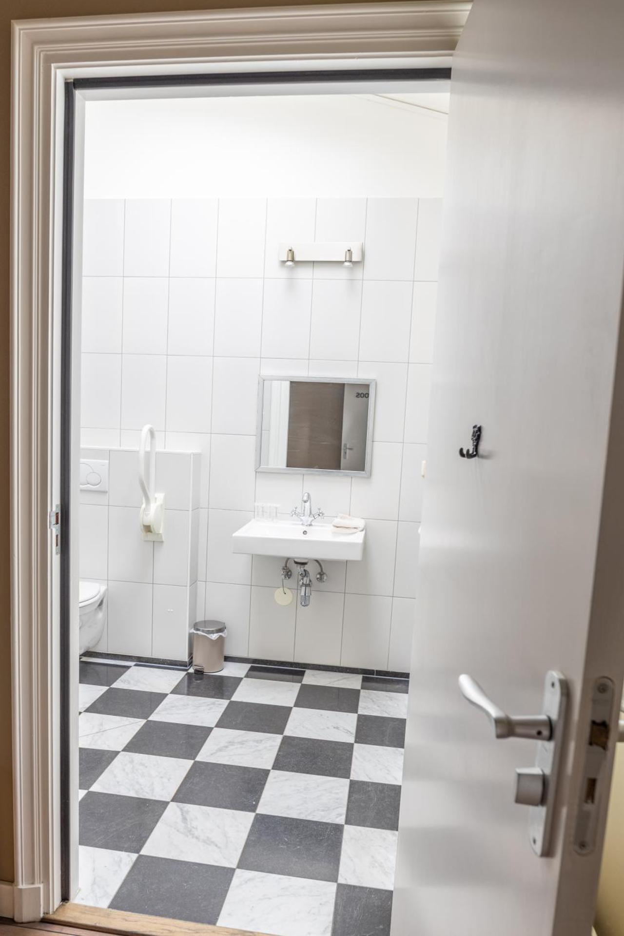 Twin Room - Disability Access