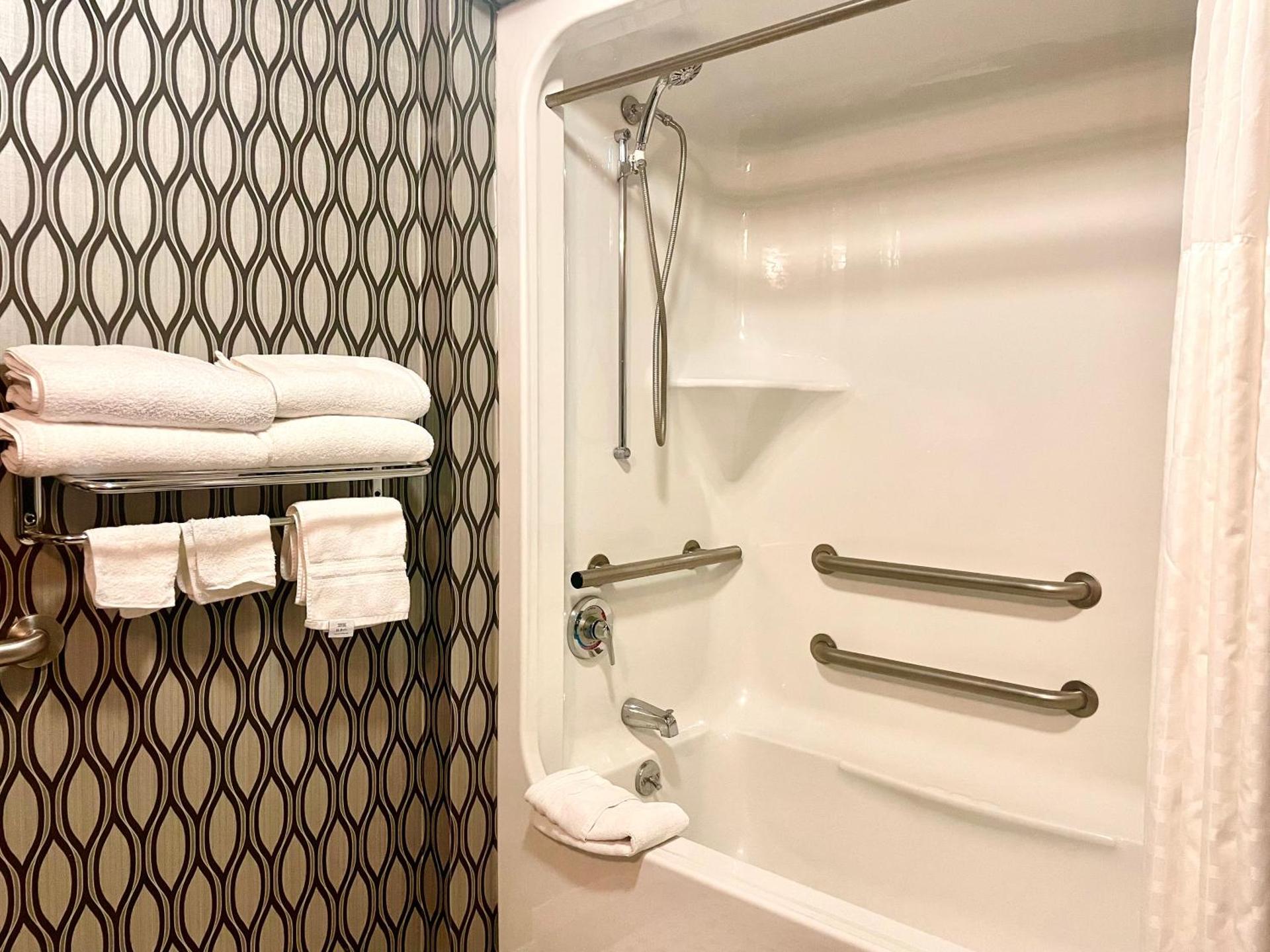 King Room - Disability Access