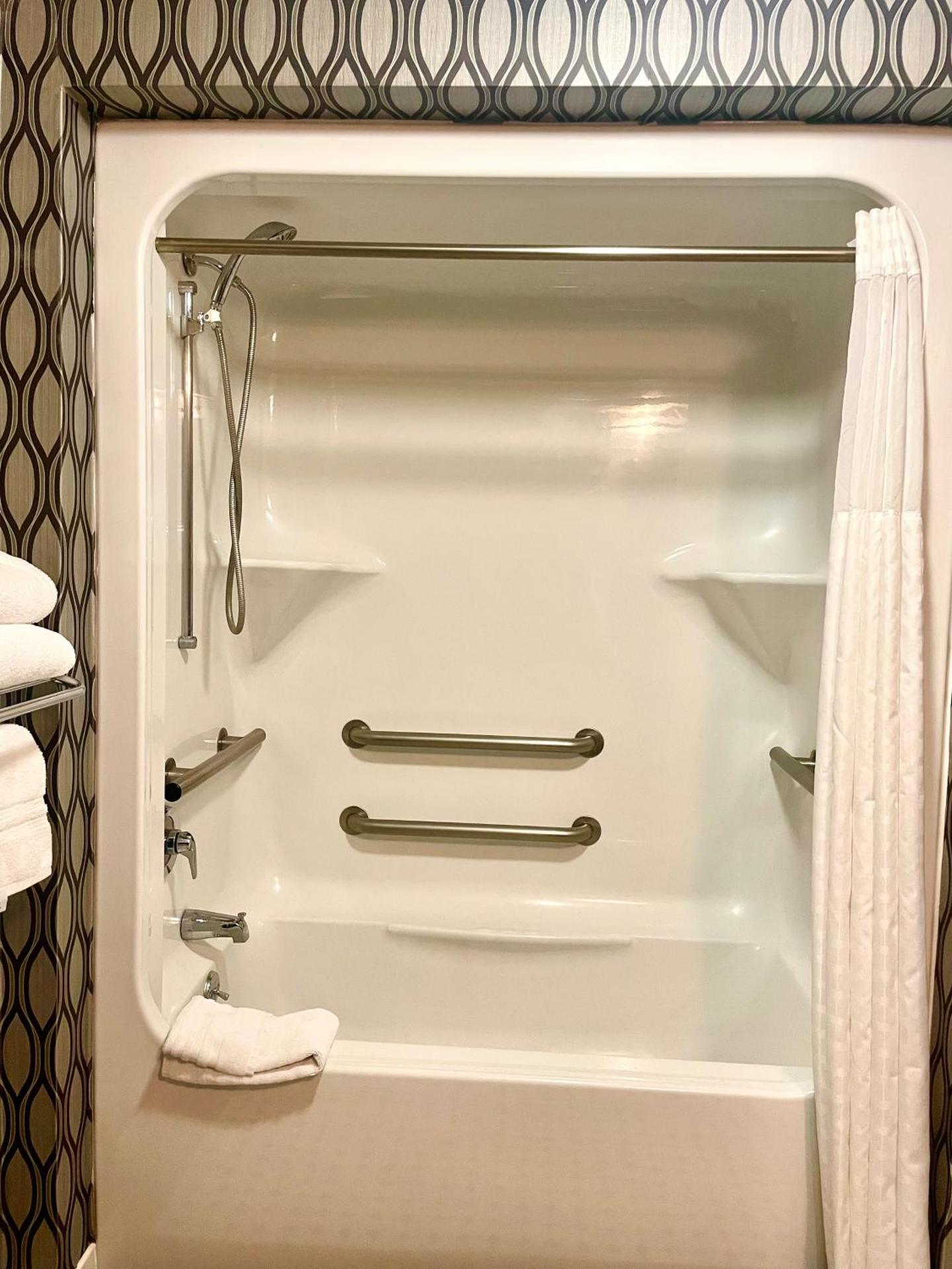 King Room - Disability Access