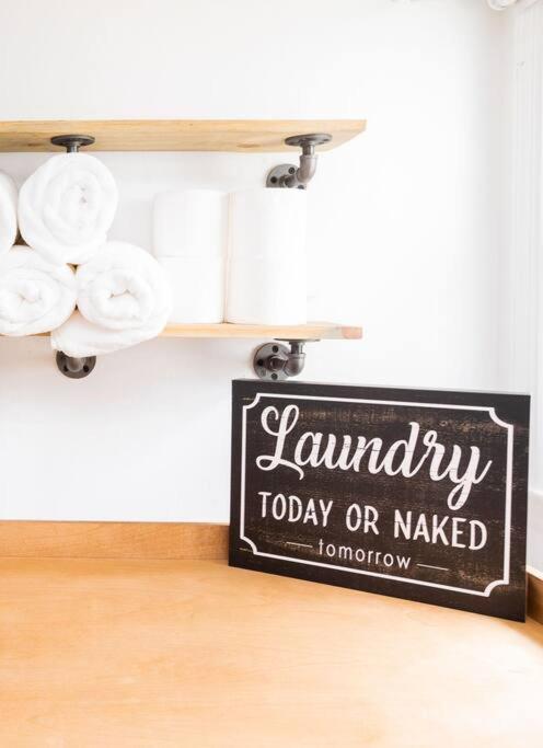 Cozy getaway - 5 min drive to beach