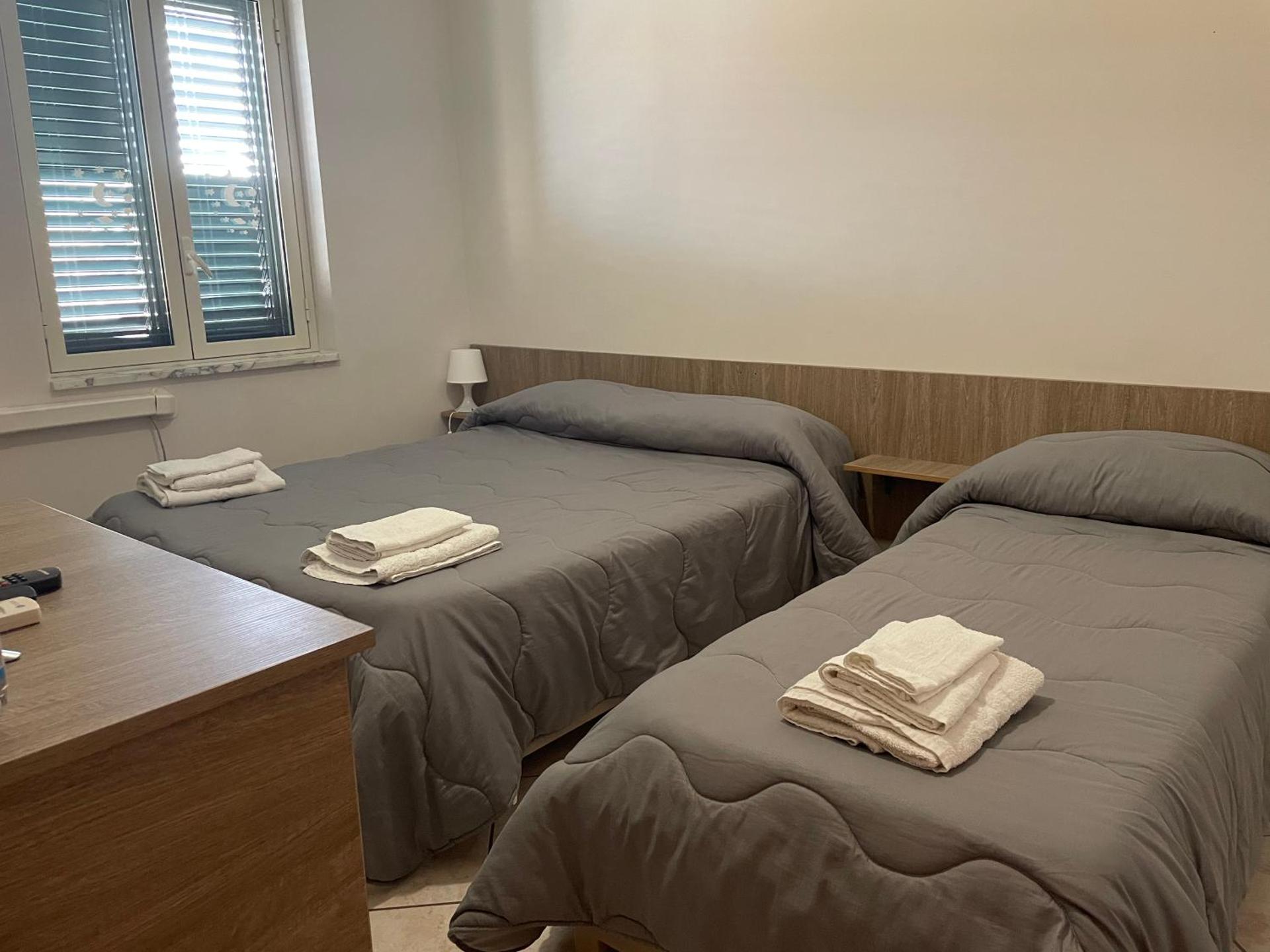 Airport Tourist's House