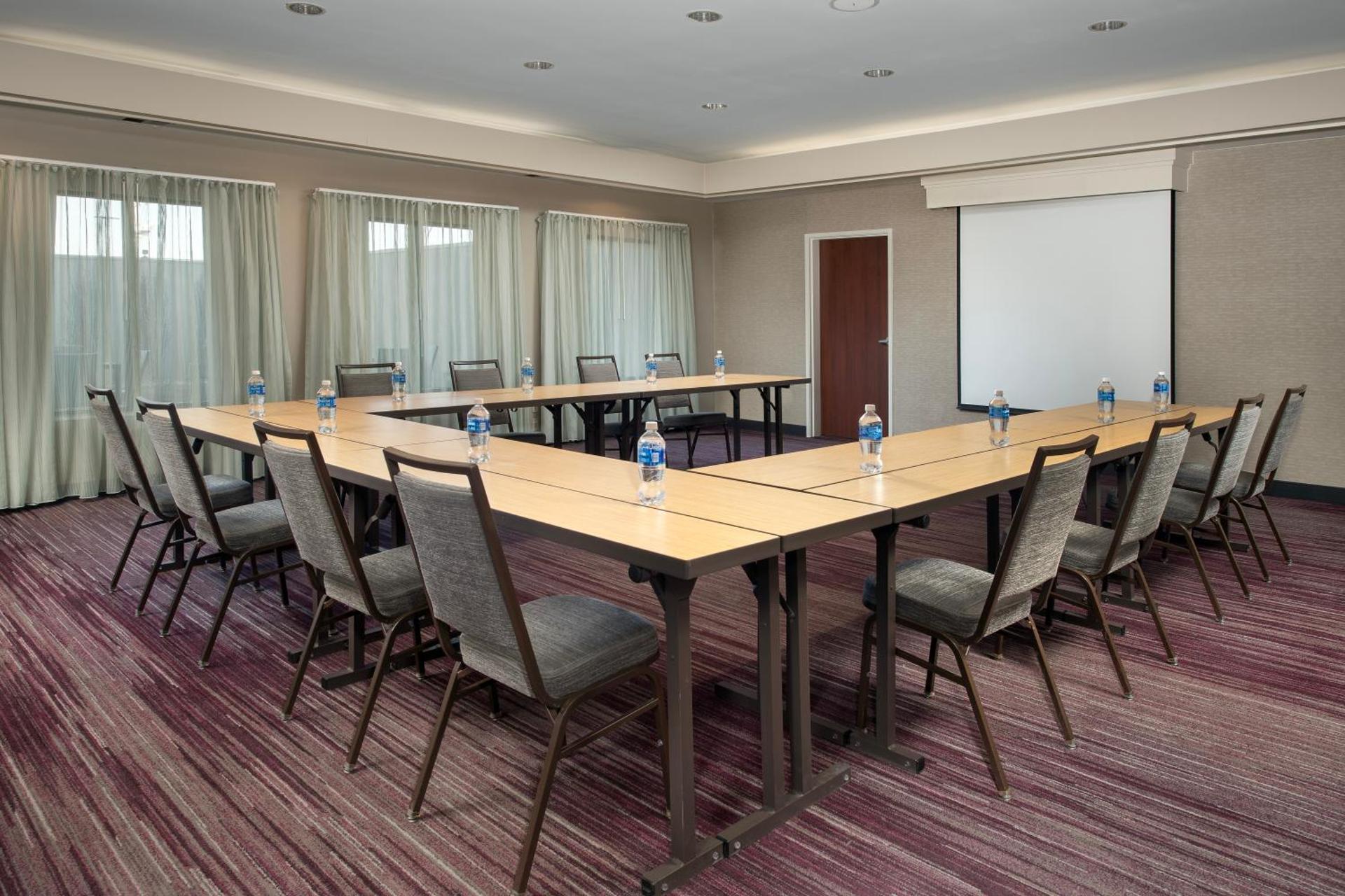 Meeting/conference room