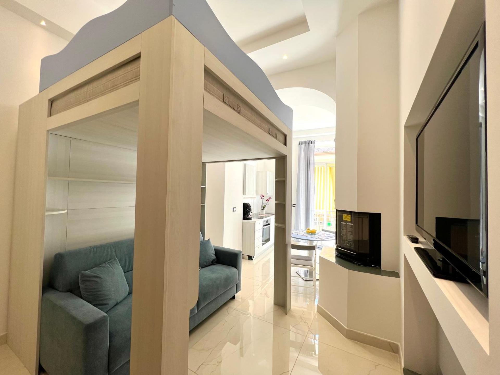 LEI LUXURY APARTMENT