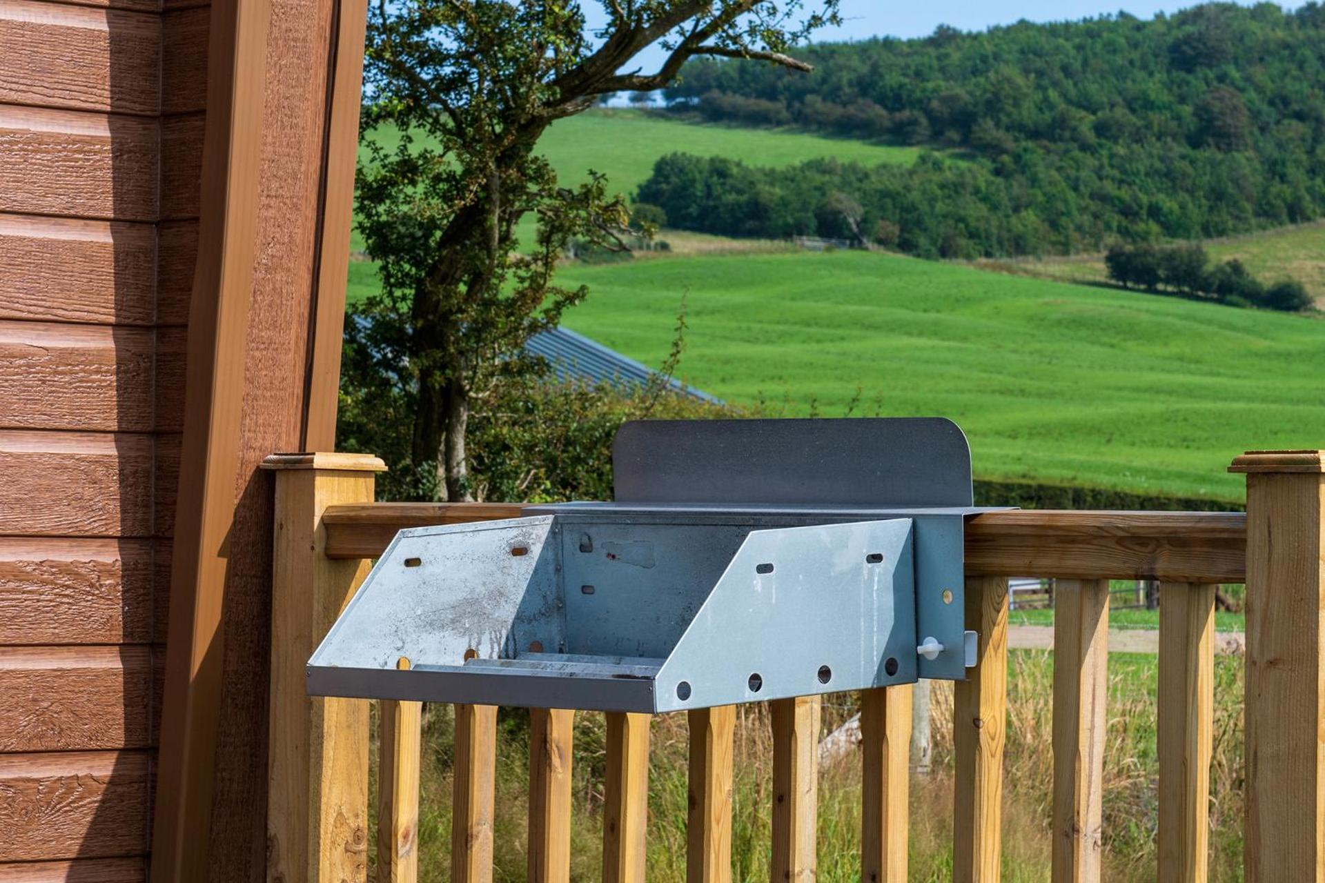 Waenfechan Glamping with Hot Tubs