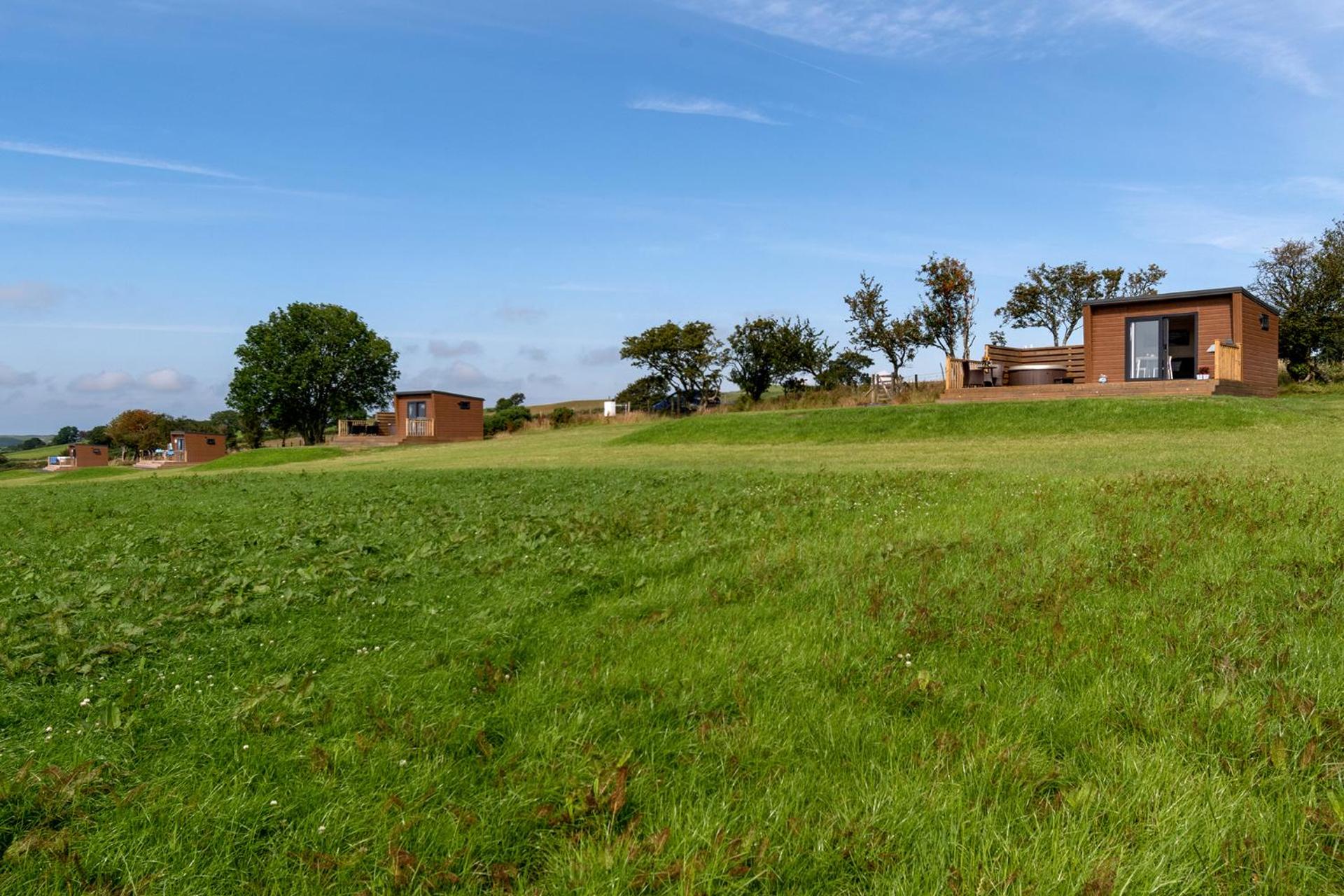 Waenfechan Glamping with Hot Tubs