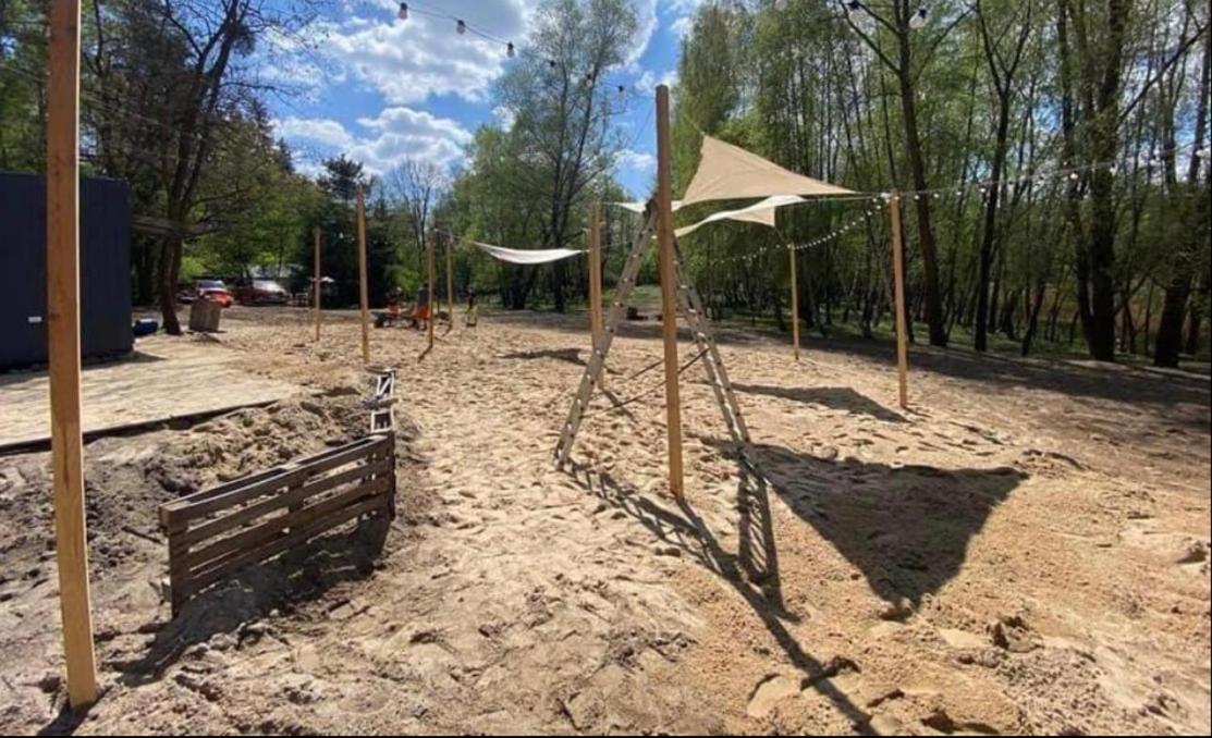 Noclegi nad jeziorem w Puszczy Zielonka