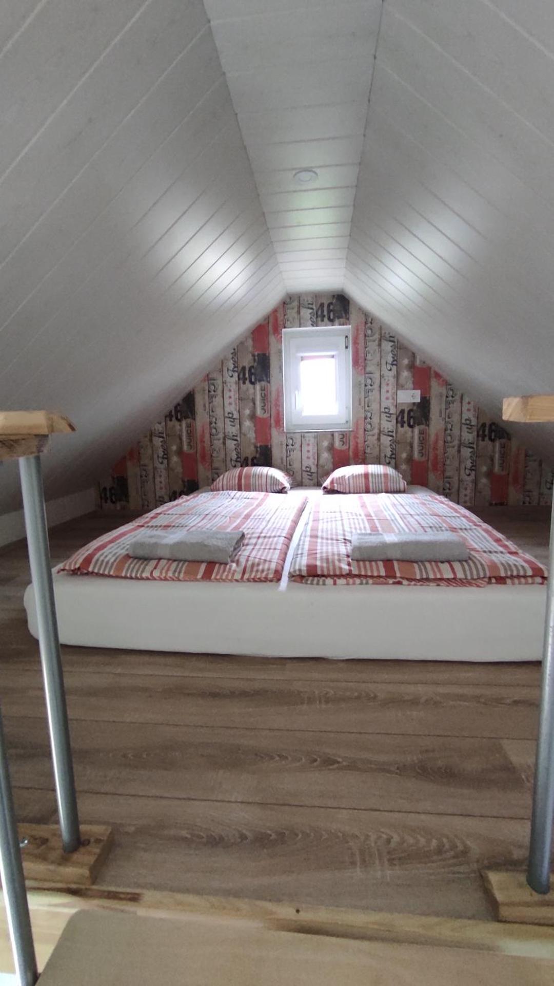 Vadgalamb Apartmanház