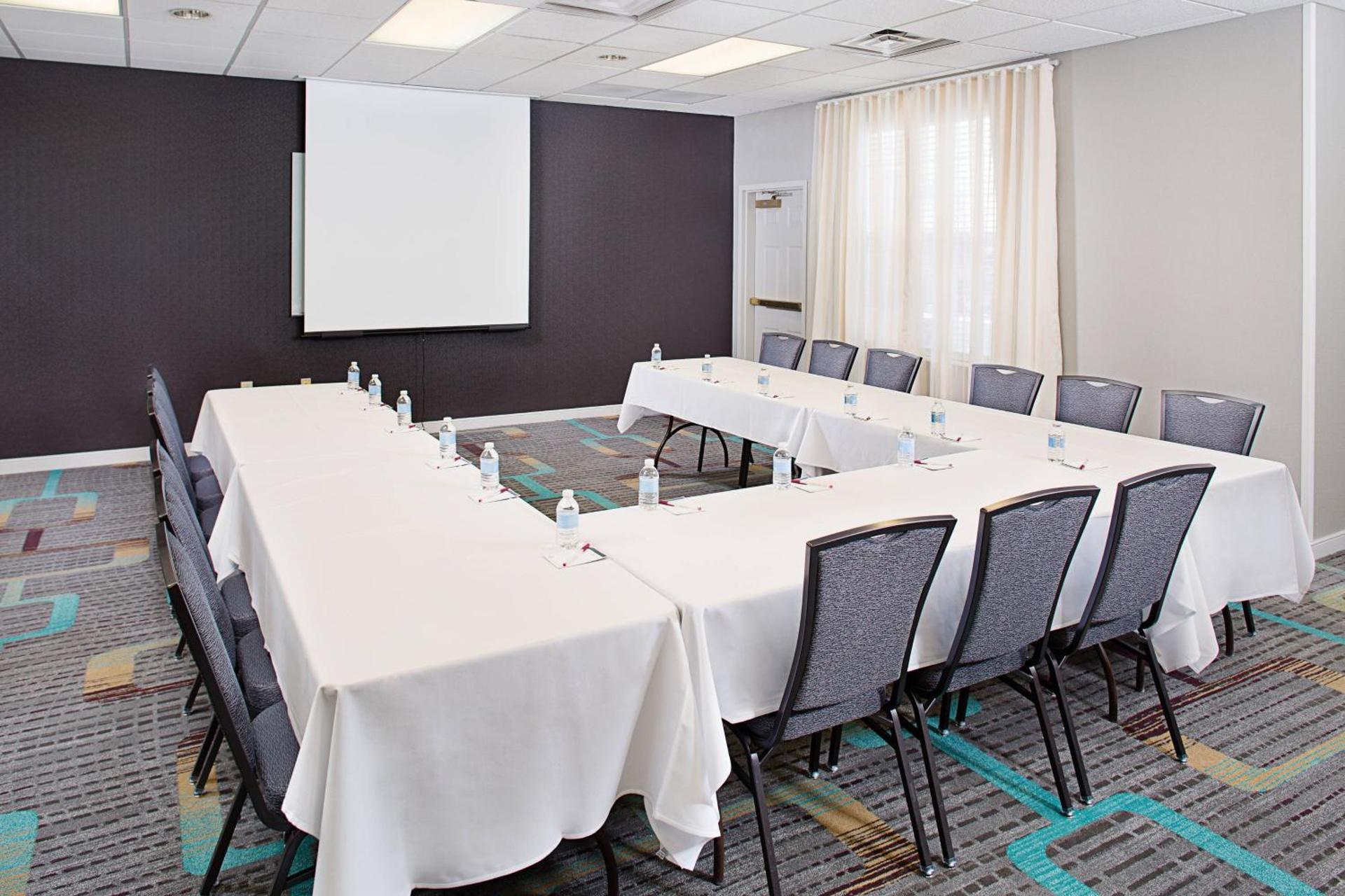 Meeting/conference room